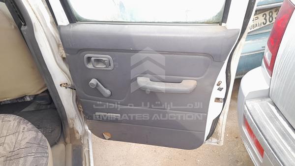 Photo 24 VIN: JN6DD23SX4A761310 - NISSAN 2400 