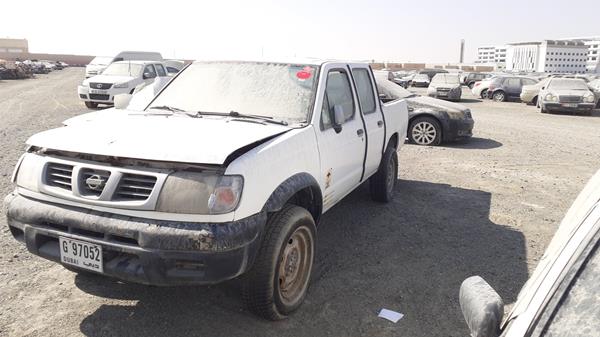 Photo 5 VIN: JN6DD23Y01A700354 - NISSAN PICKUP 