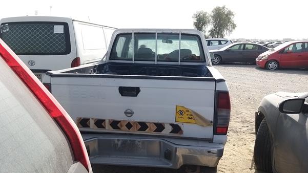 Photo 8 VIN: JN6DD23Y58X044482 - NISSAN PICKUP 