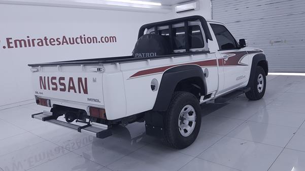 Photo 8 VIN: JN6DY1AY3GX612213 - NISSAN PATROL PICK UP 