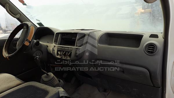 Photo 12 VIN: JN6FE52S07X421402 - NISSAN URVAN 