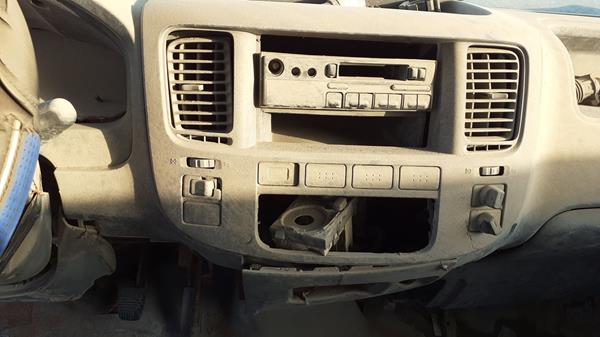 Photo 13 VIN: JN6FE54S23X401854 - NISSAN URVAN 