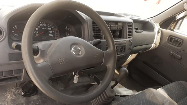 Photo 15 VIN: JN6FE54S64X416715 - NISSAN URVAN 