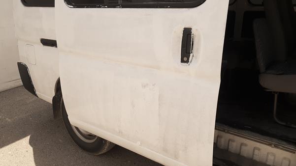 Photo 21 VIN: JN6FE54S96X421460 - NISSAN URVAN 