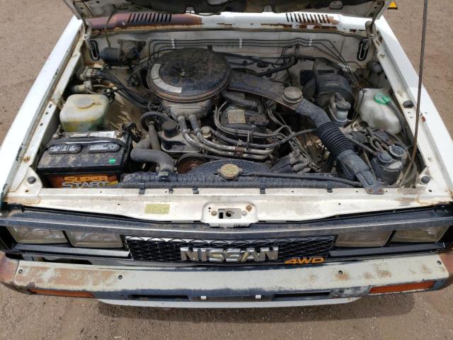 Photo 10 VIN: JN6ND06Y5EW006658 - NISSAN 720 KING C 