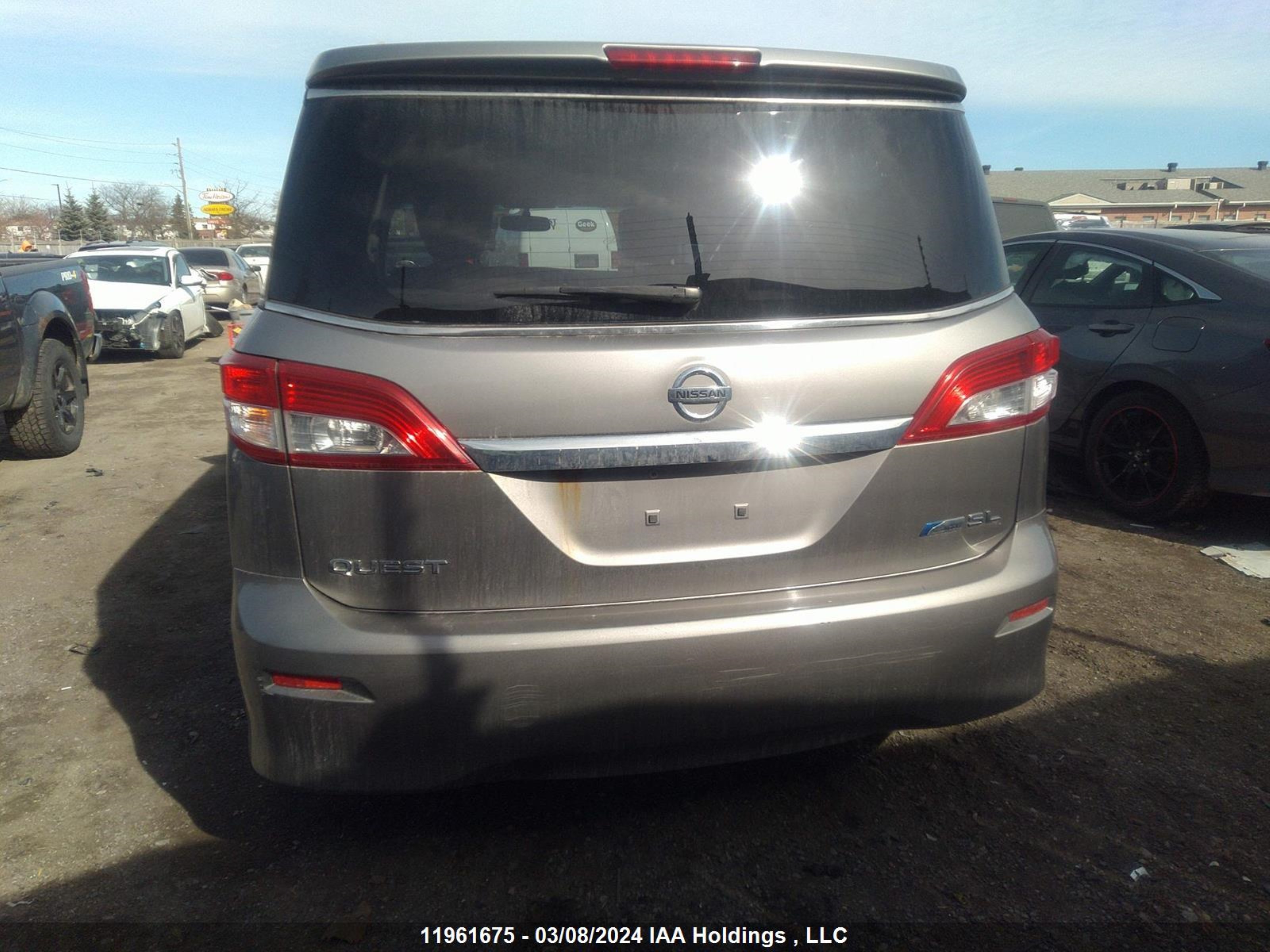 Photo 16 VIN: JN8AE2KP2C9045666 - NISSAN QUEST 