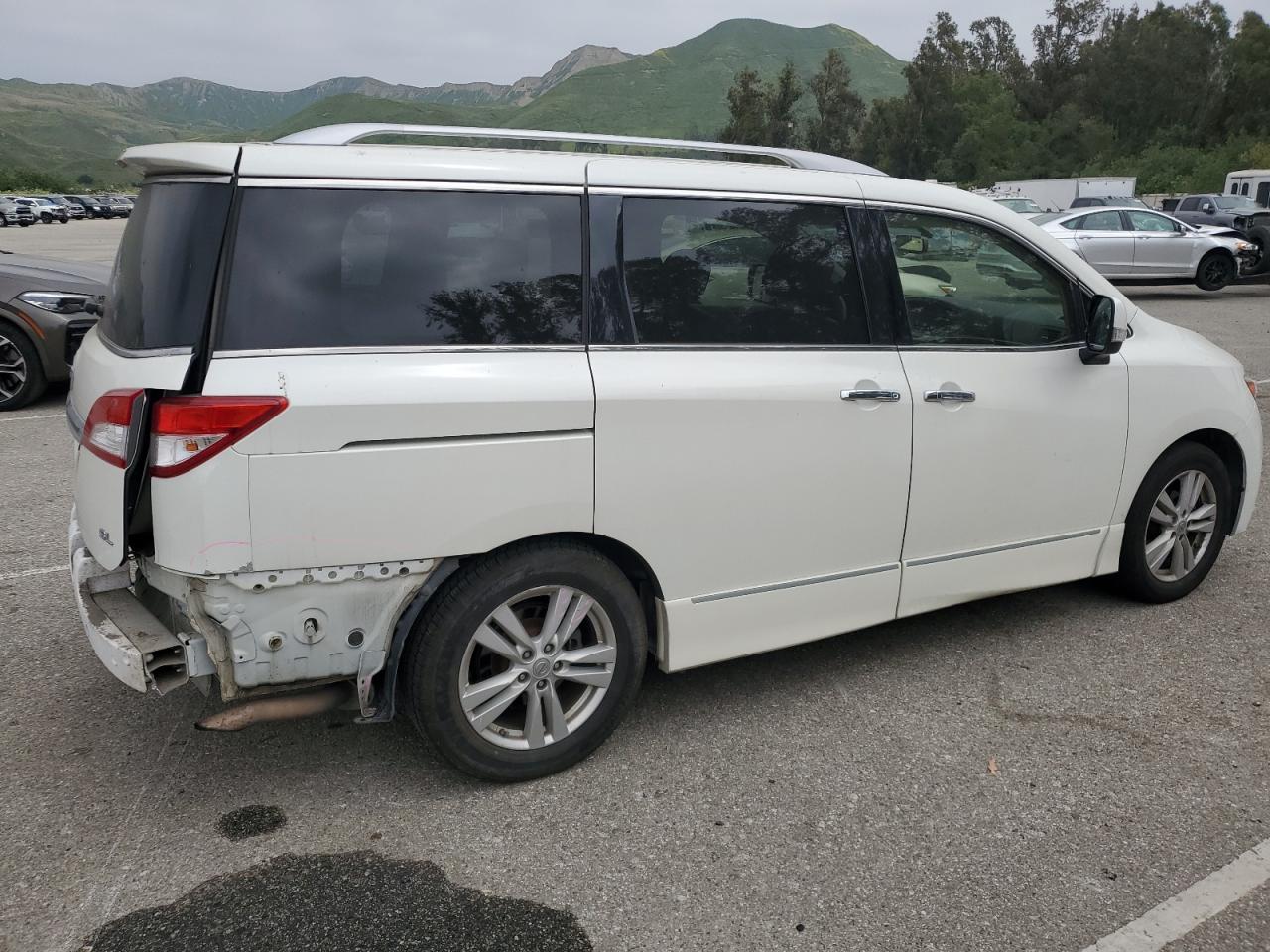 Photo 2 VIN: JN8AE2KP6F9120261 - NISSAN QUEST 