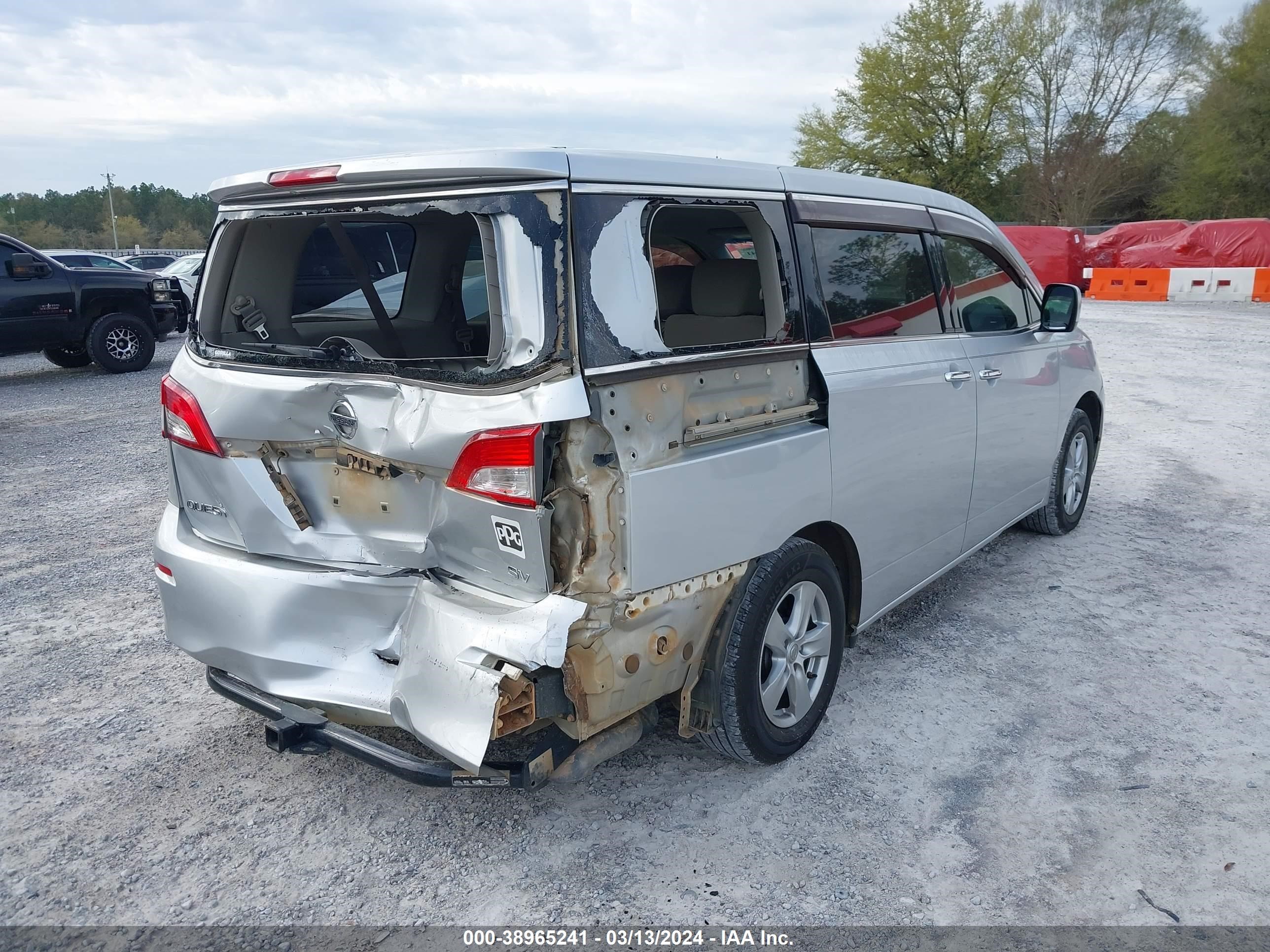 Photo 3 VIN: JN8AE2KP7B9004559 - NISSAN QUEST 