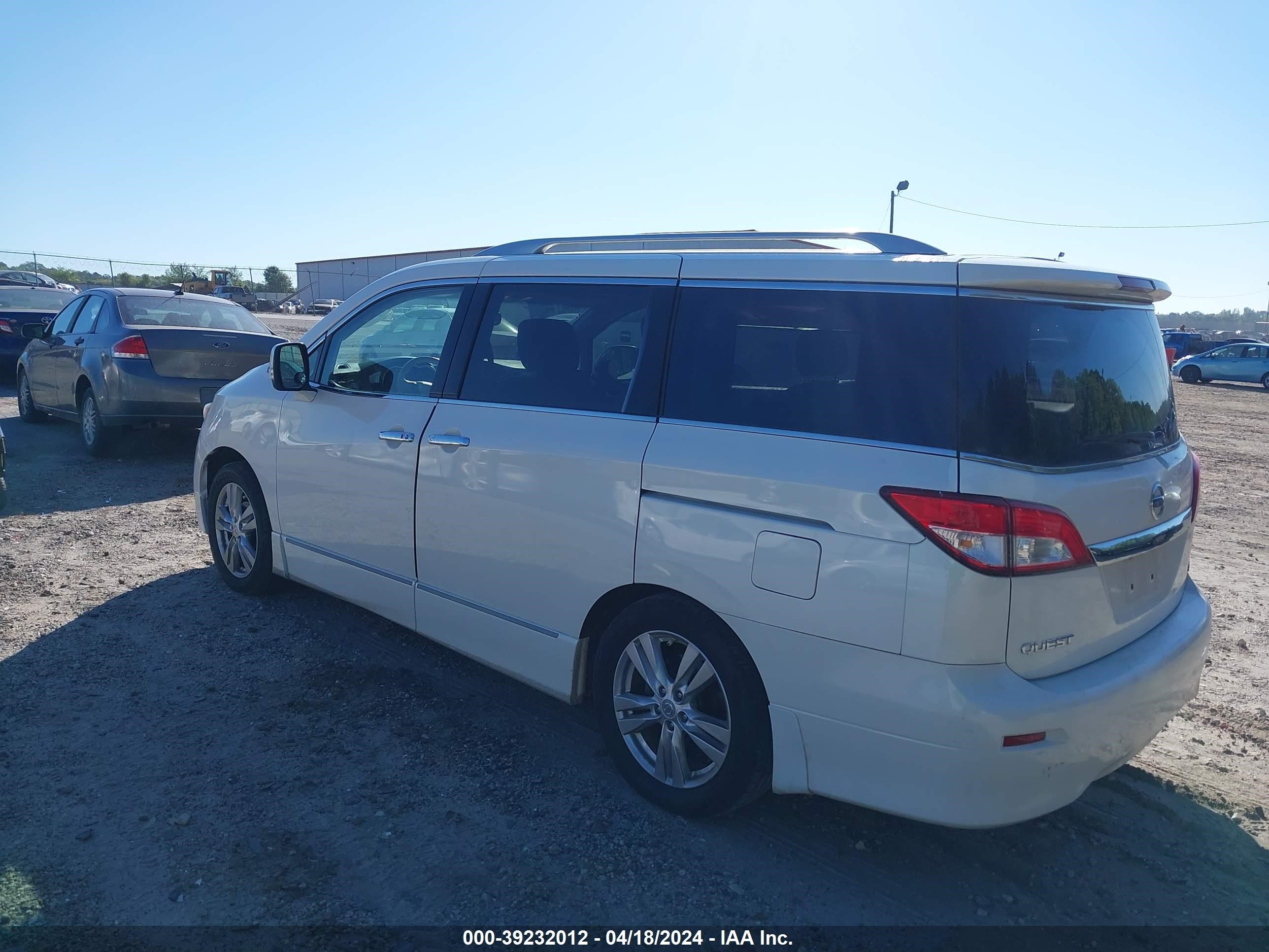 Photo 2 VIN: JN8AE2KP7B9004769 - NISSAN QUEST 