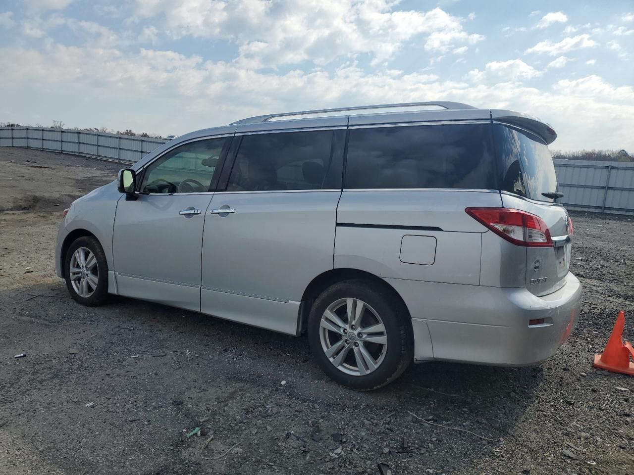 Photo 1 VIN: JN8AE2KP8F9121864 - NISSAN QUEST 