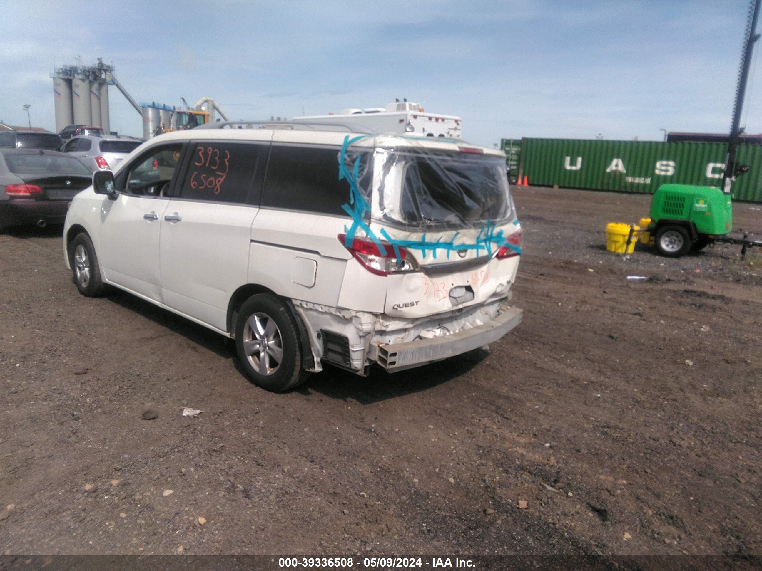 Photo 2 VIN: JN8AE2KP8G9150556 - NISSAN QUEST 