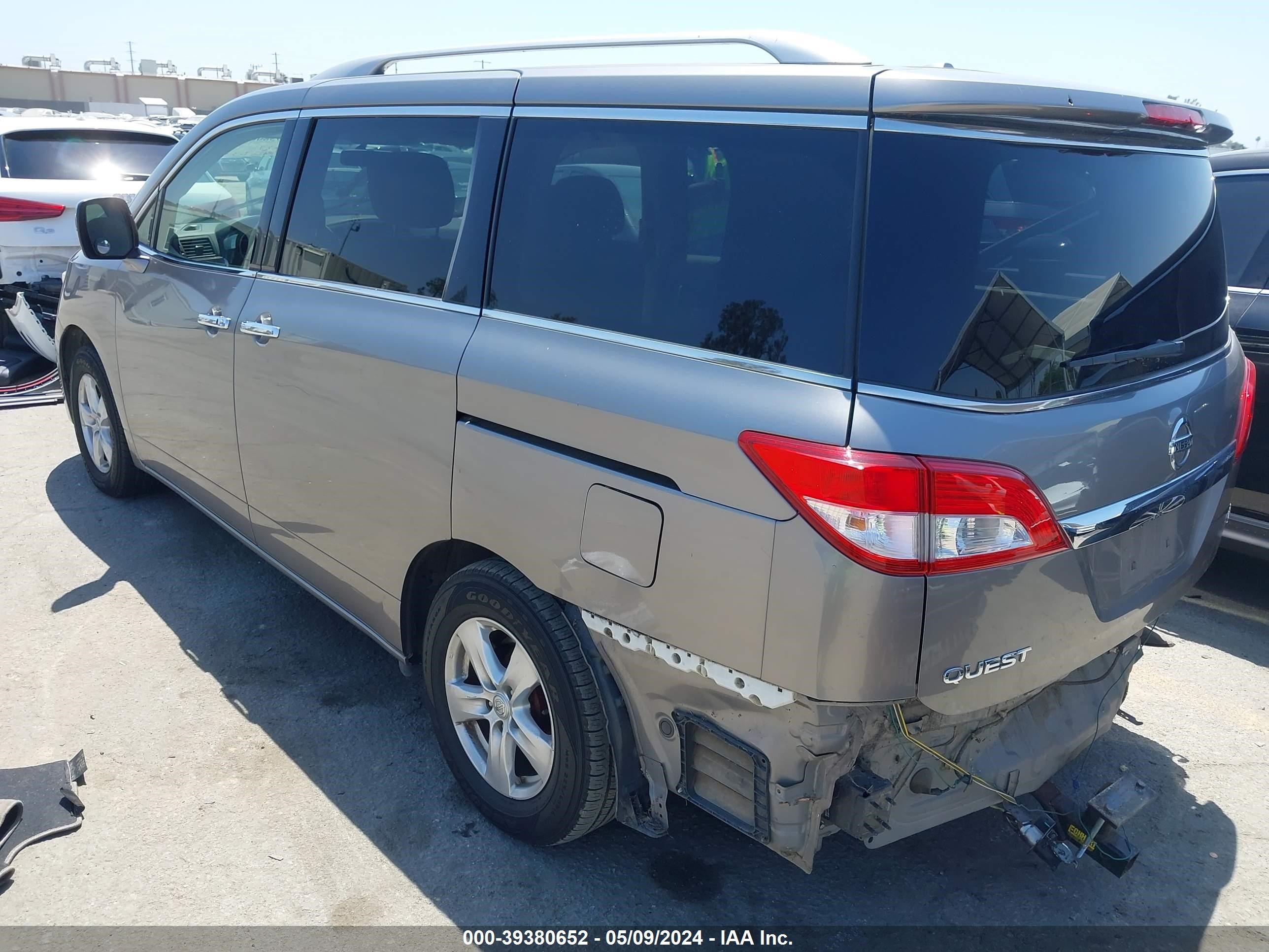 Photo 2 VIN: JN8AE2KP9D9065821 - NISSAN QUEST 