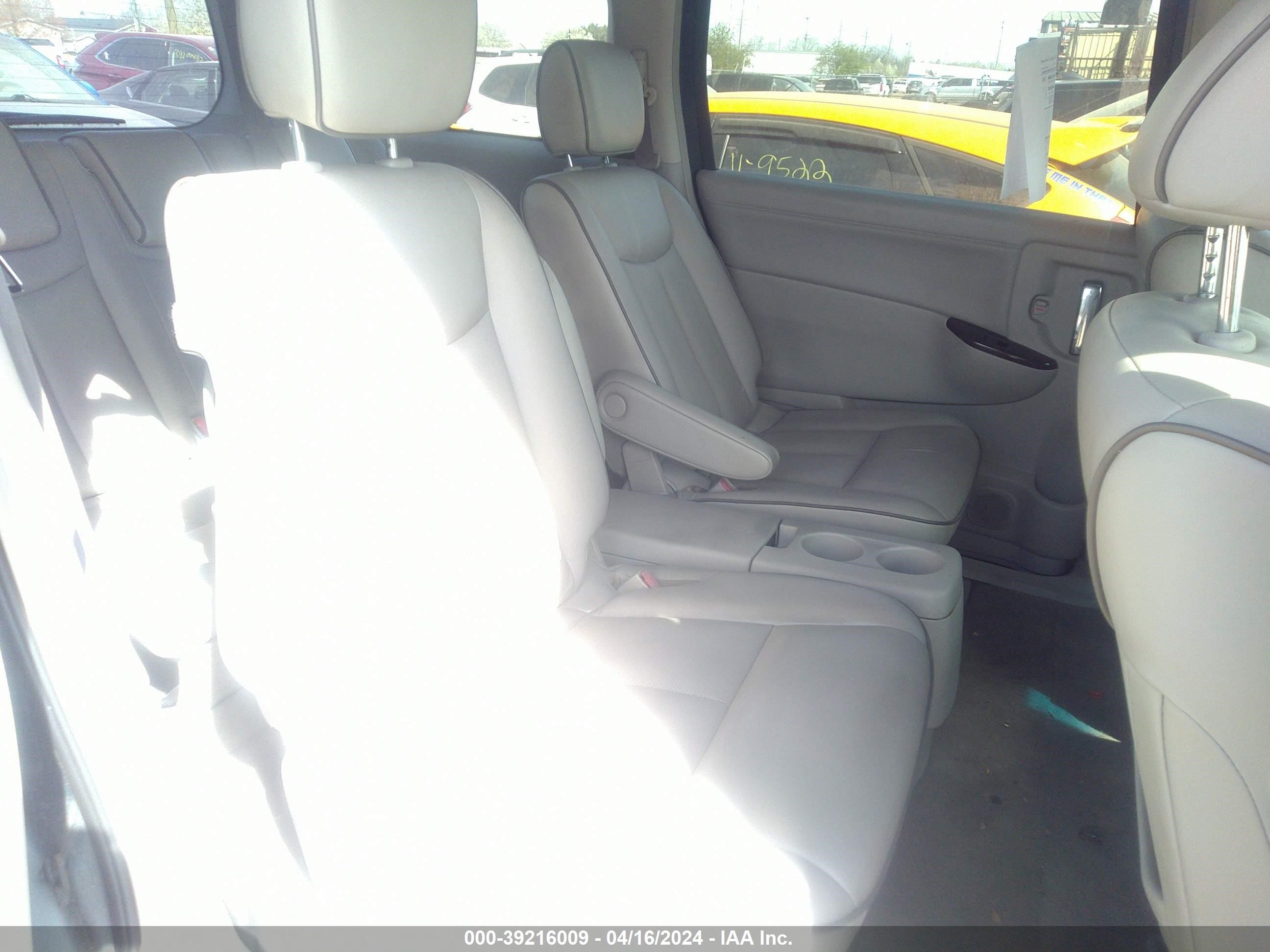 Photo 7 VIN: JN8AE2KPXC9041199 - NISSAN QUEST 