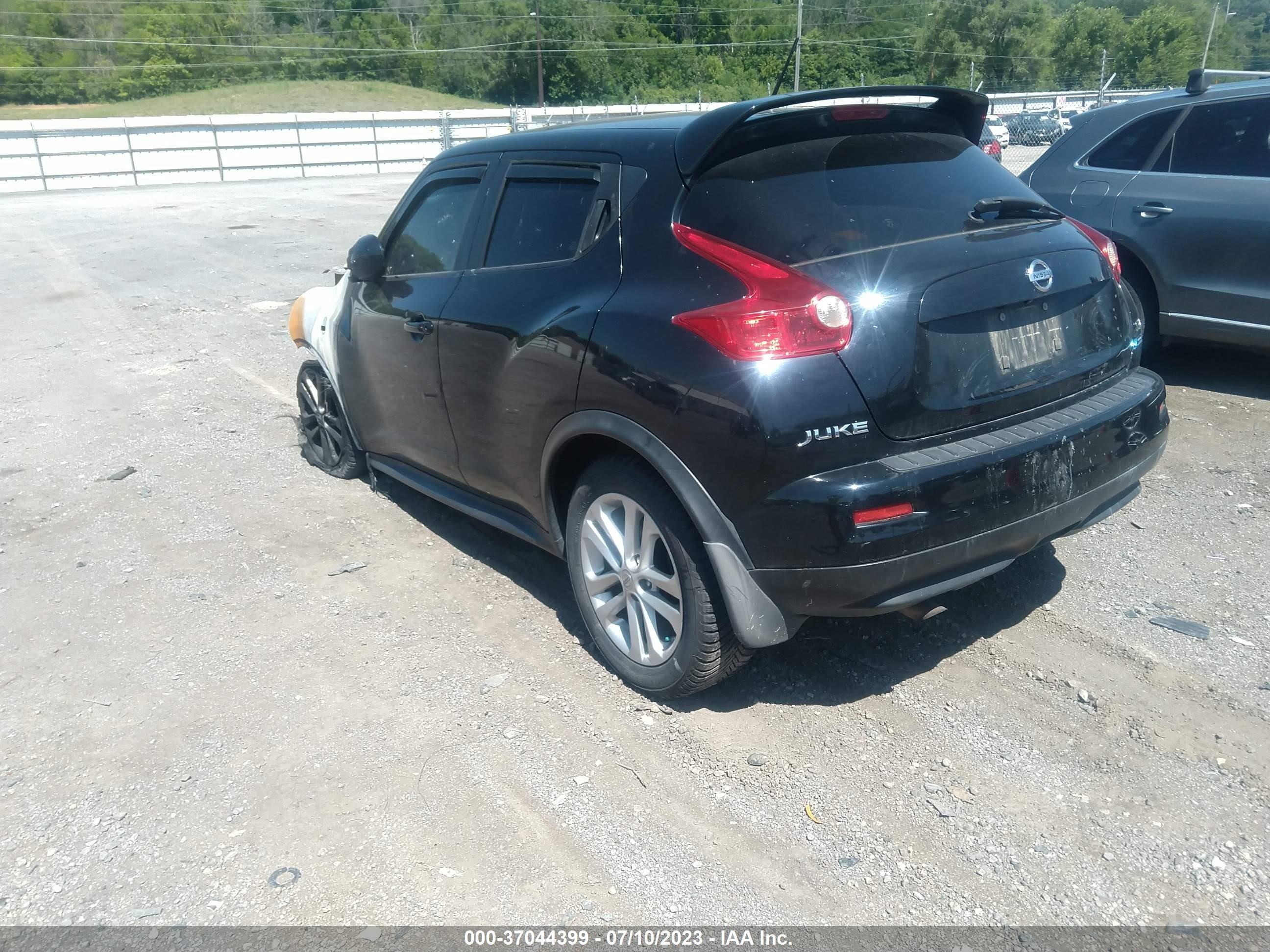 Photo 2 VIN: JN8AF5MR0DT210275 - NISSAN JUKE 