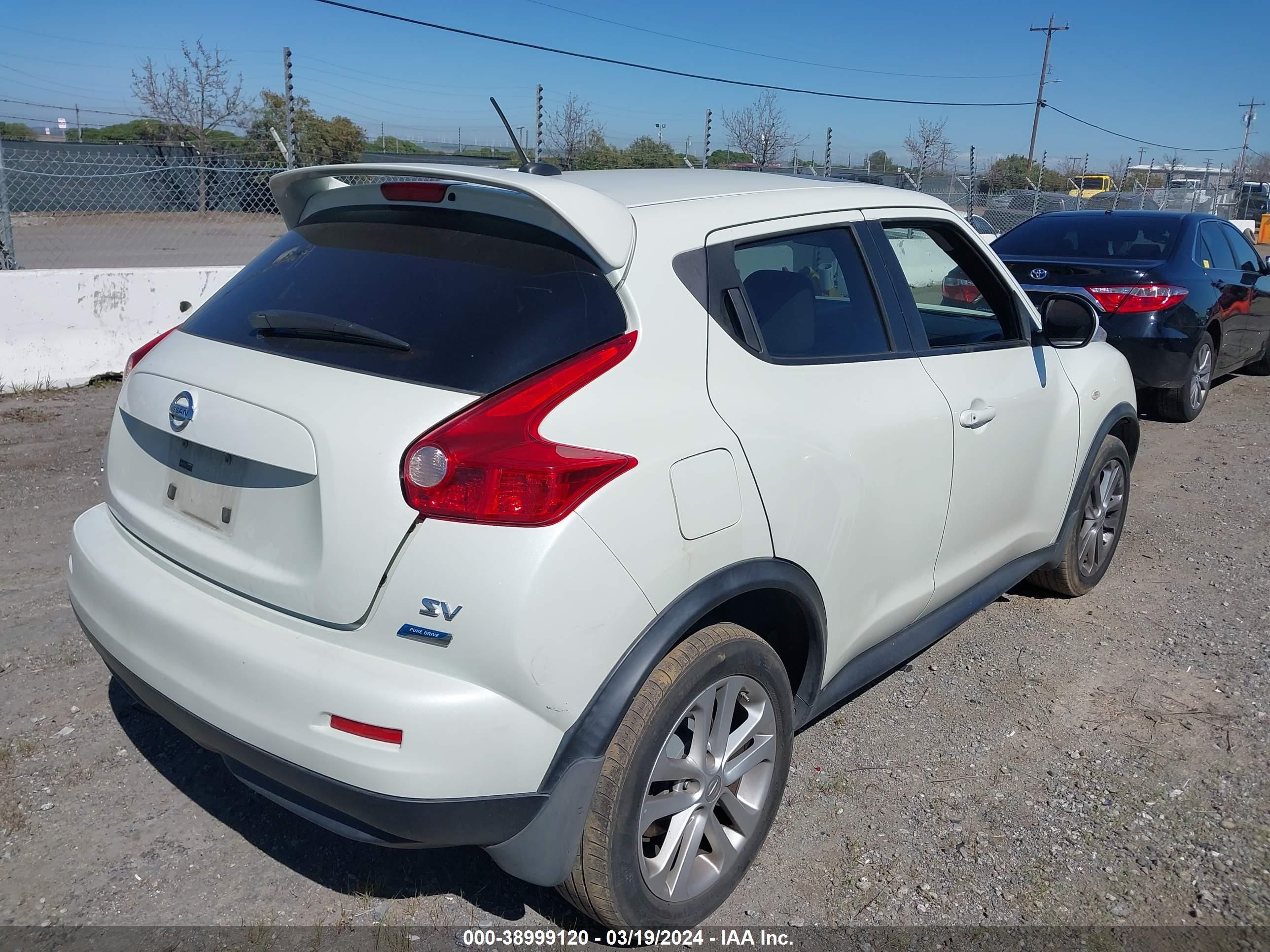 Photo 3 VIN: JN8AF5MR1CT113715 - NISSAN JUKE 