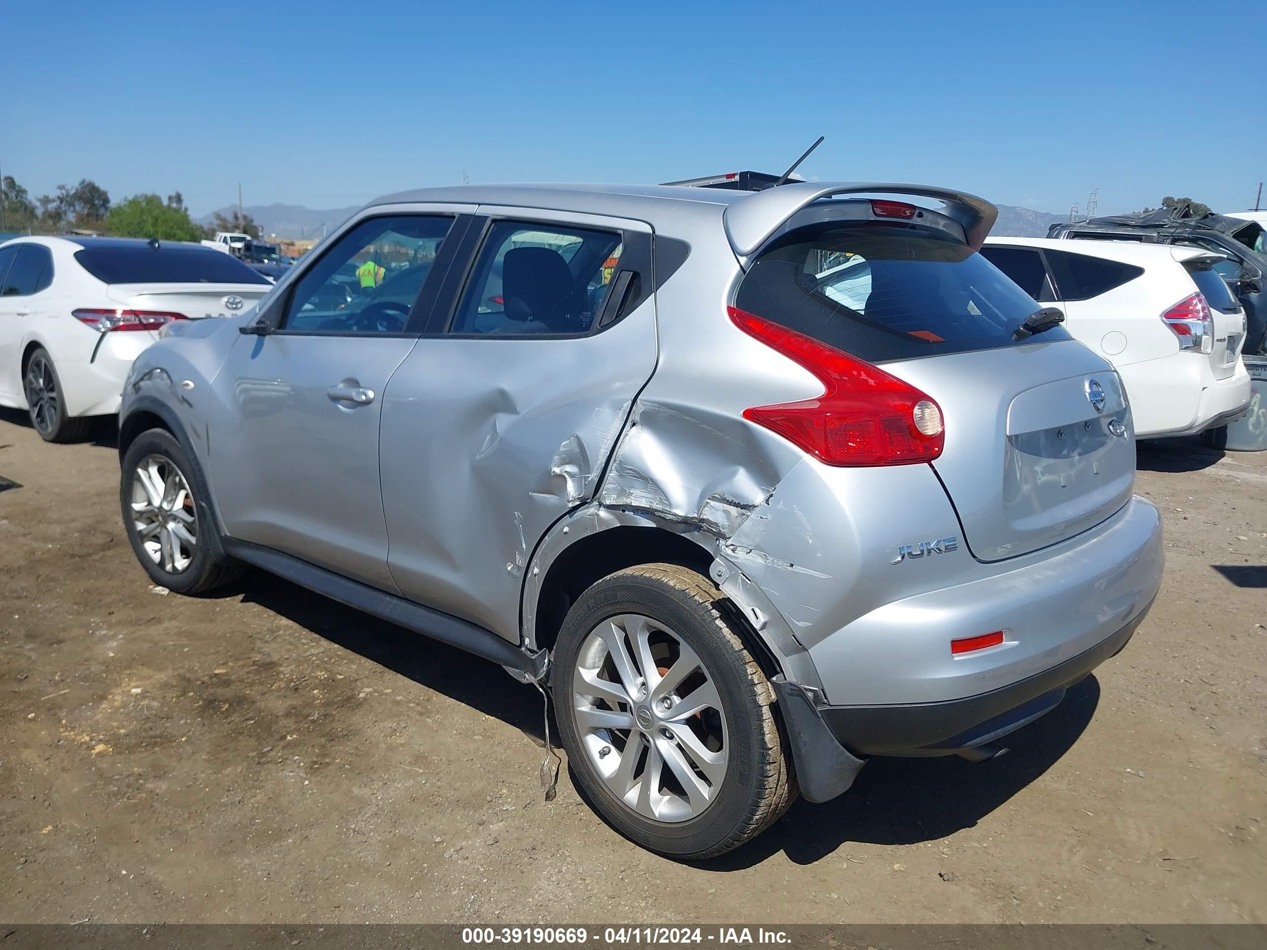 Photo 2 VIN: JN8AF5MR2ET350359 - NISSAN JUKE 