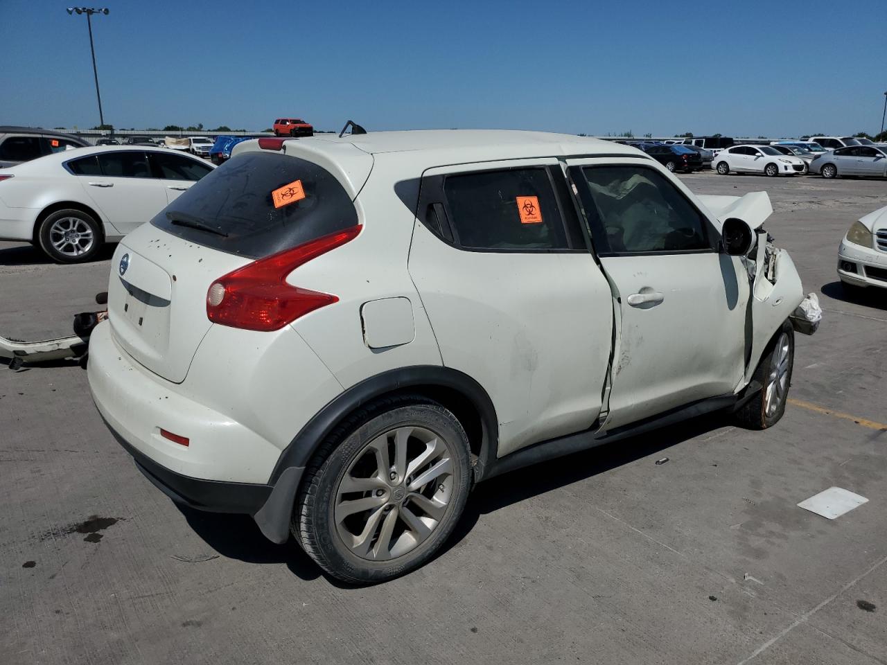 Photo 2 VIN: JN8AF5MR3BT003831 - NISSAN JUKE 