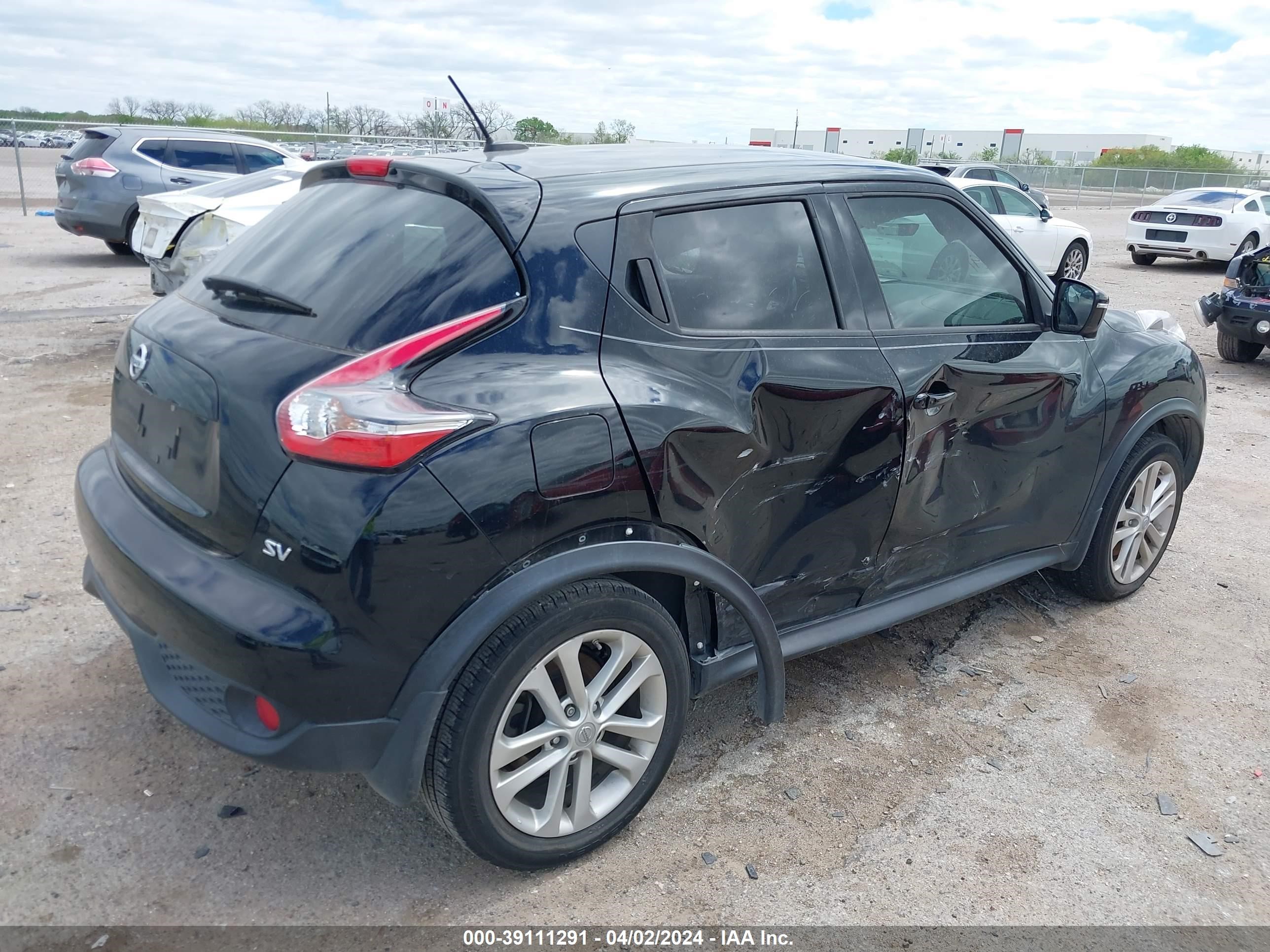 Photo 3 VIN: JN8AF5MR4FT507522 - NISSAN JUKE 