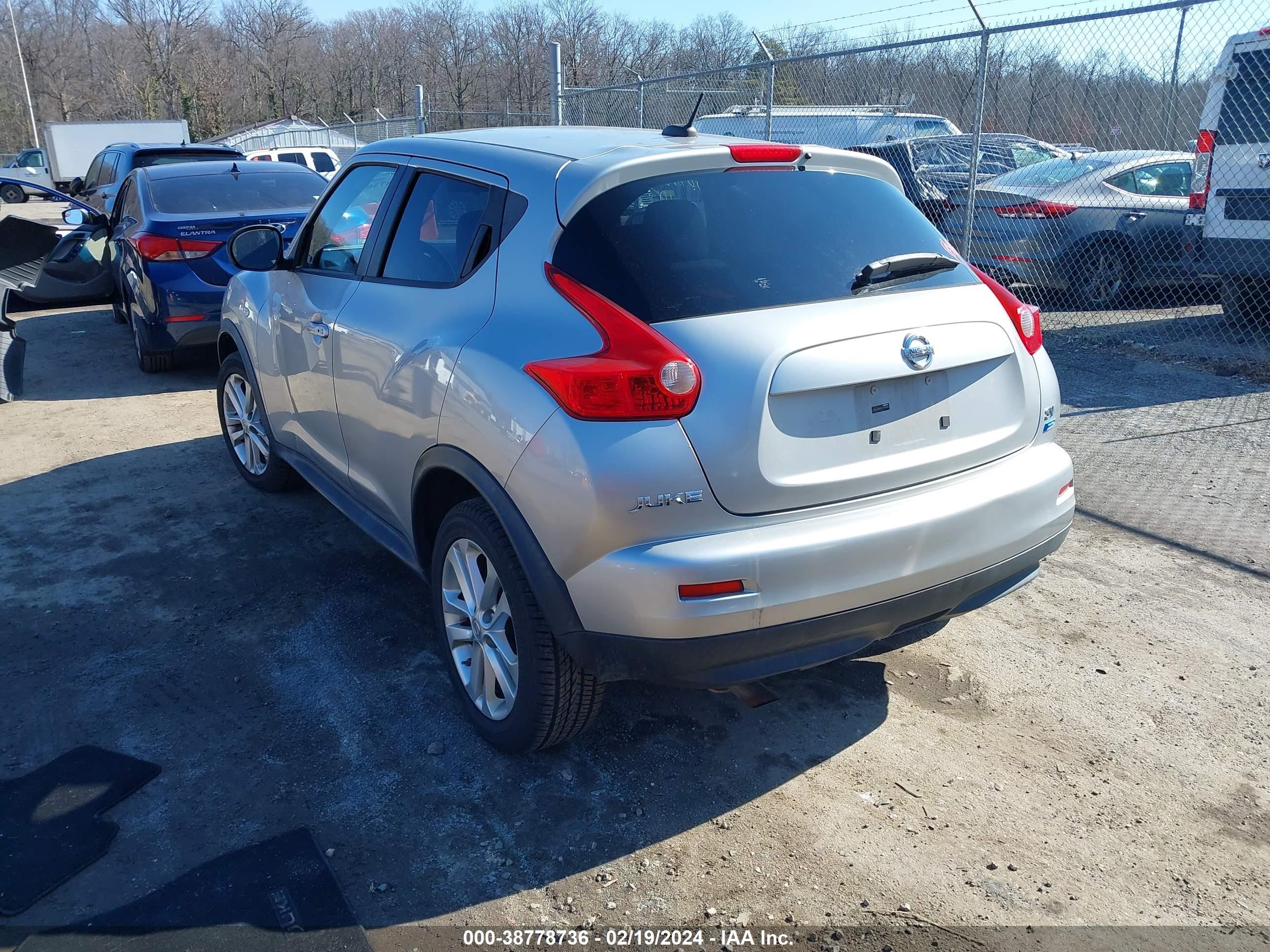 Photo 2 VIN: JN8AF5MR5CT109635 - NISSAN JUKE 