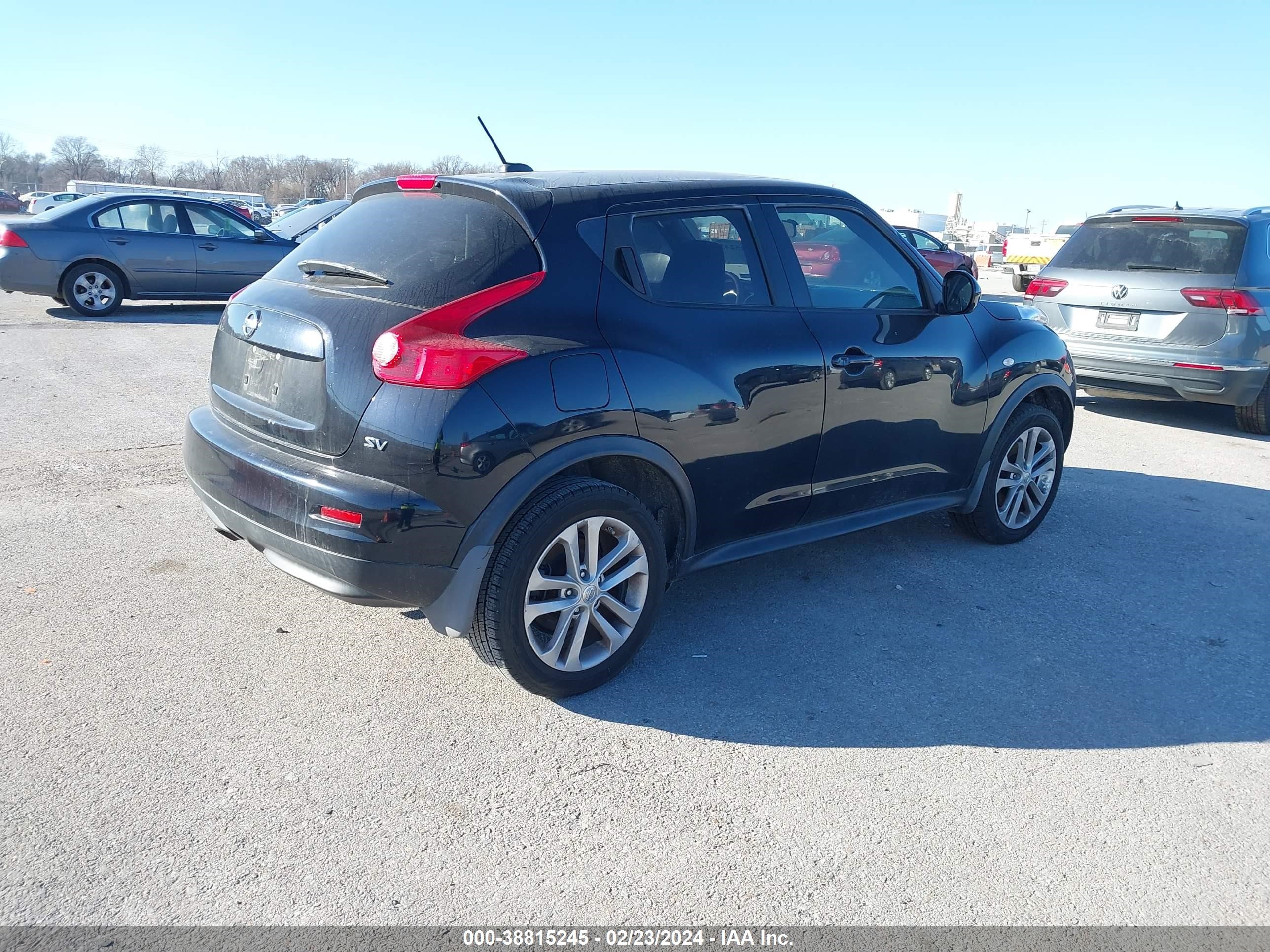 Photo 3 VIN: JN8AF5MR6BT006495 - NISSAN JUKE 