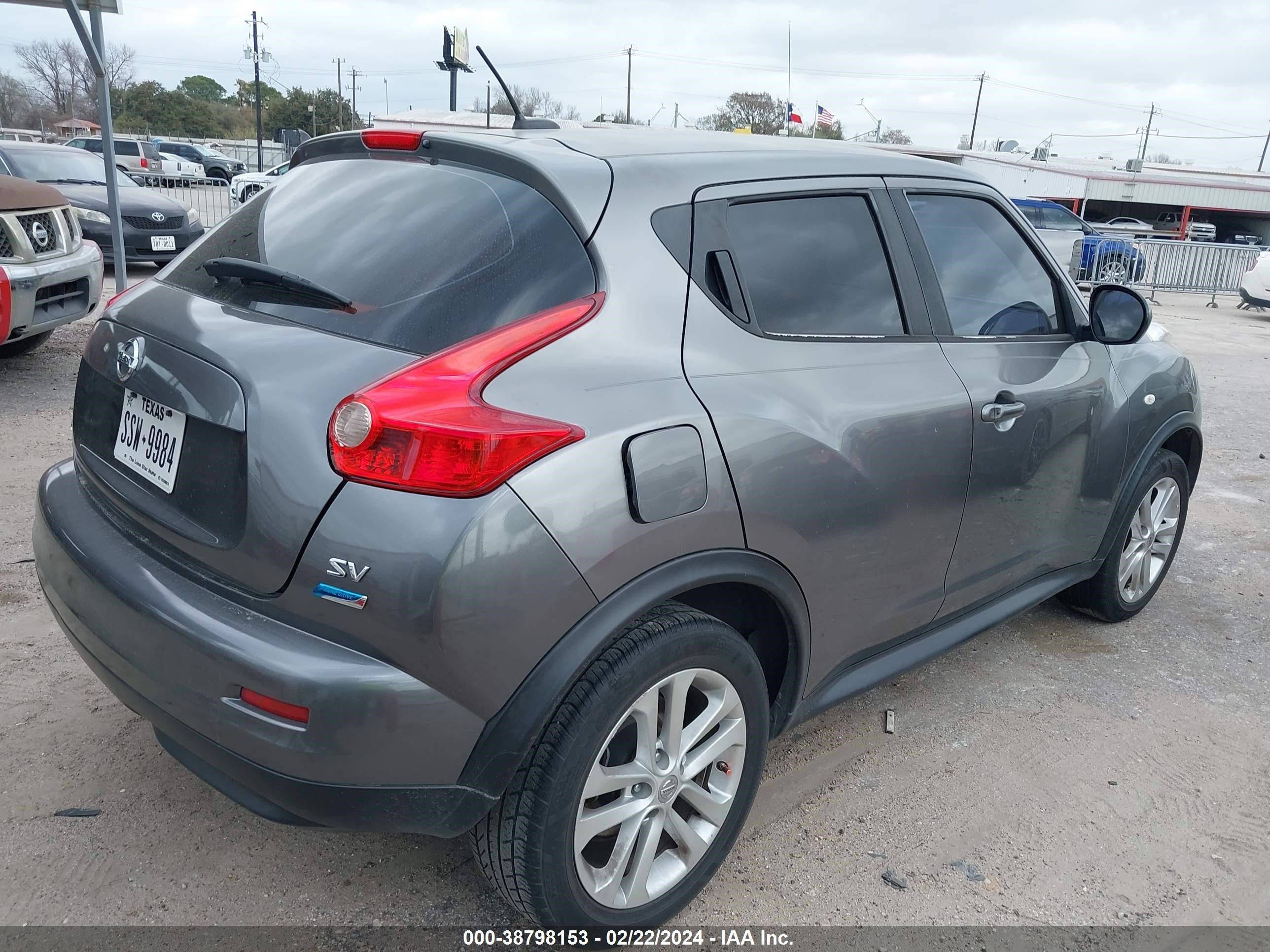 Photo 3 VIN: JN8AF5MR7ET355671 - NISSAN JUKE 