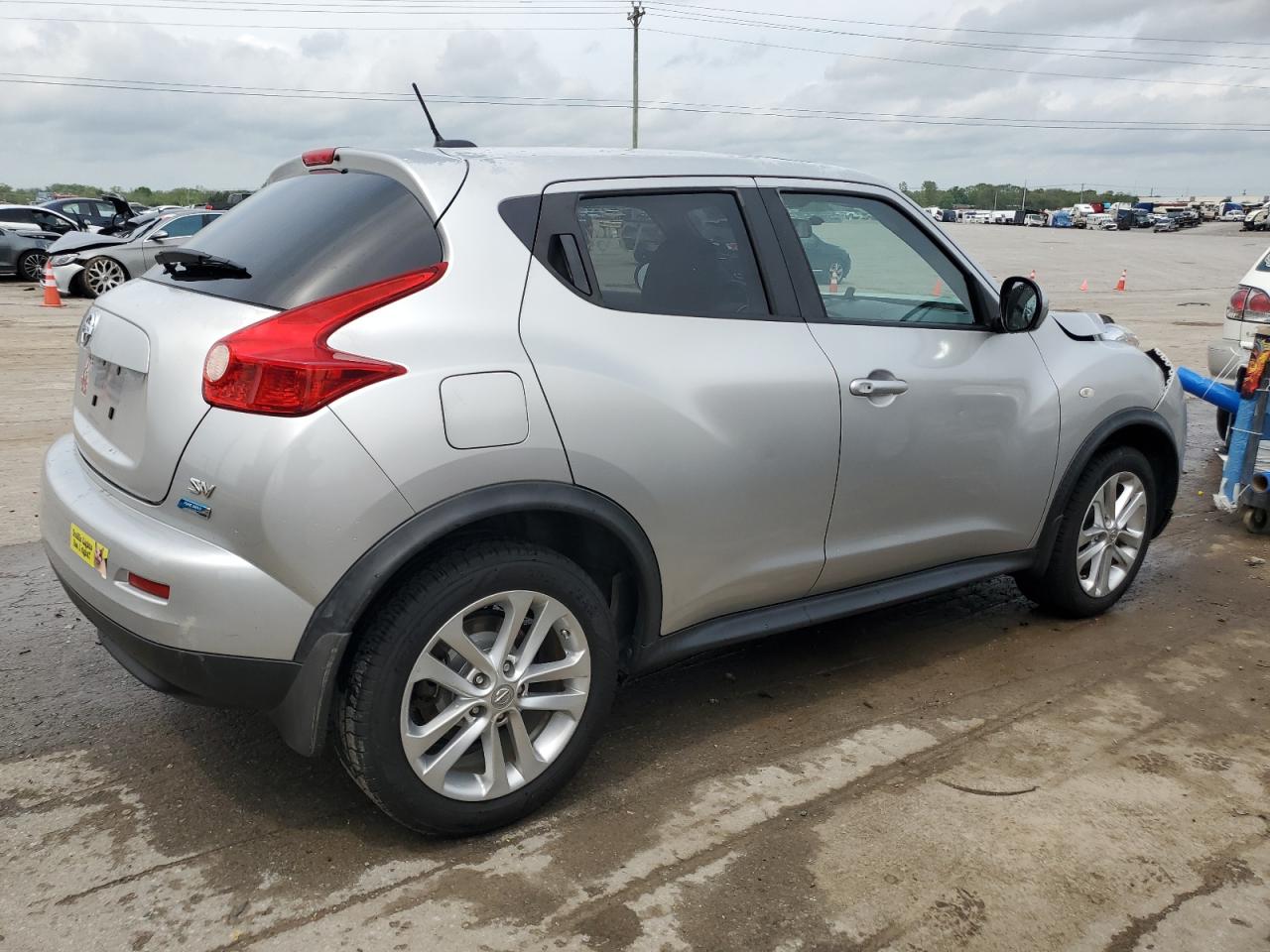 Photo 2 VIN: JN8AF5MR8DT200237 - NISSAN JUKE 