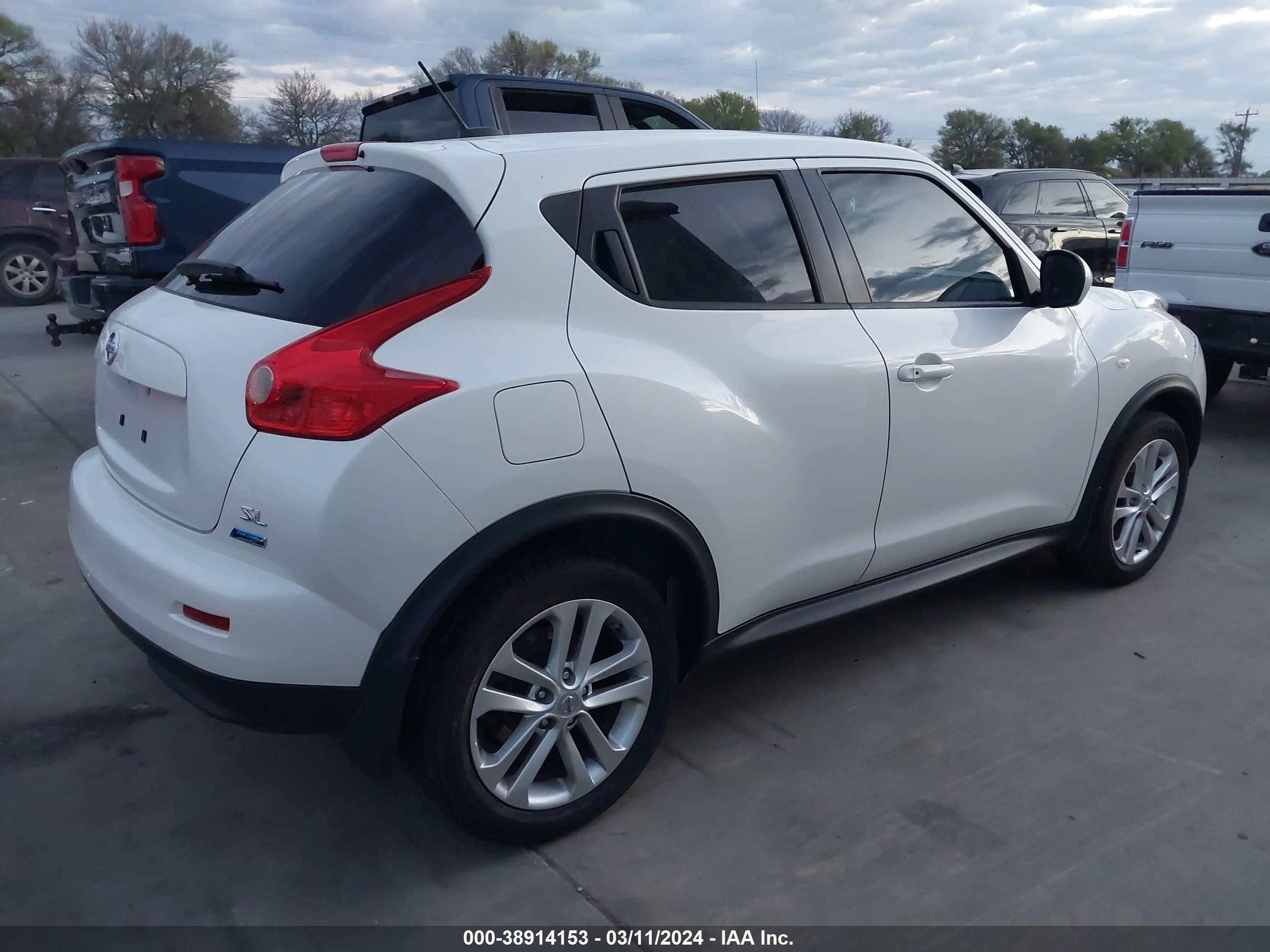 Photo 3 VIN: JN8AF5MR8ET453415 - NISSAN JUKE 