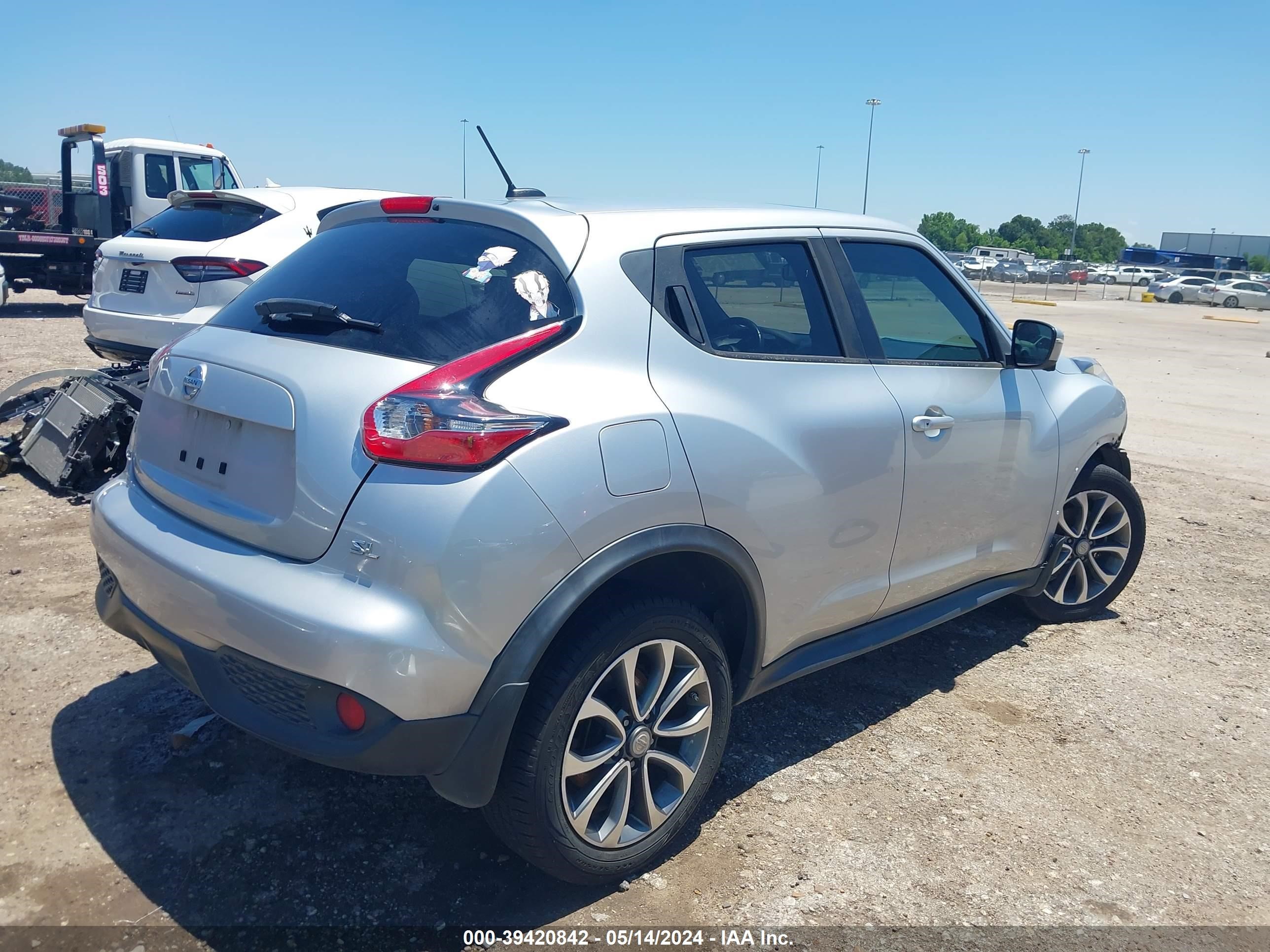 Photo 3 VIN: JN8AF5MRXHT705461 - NISSAN JUKE 