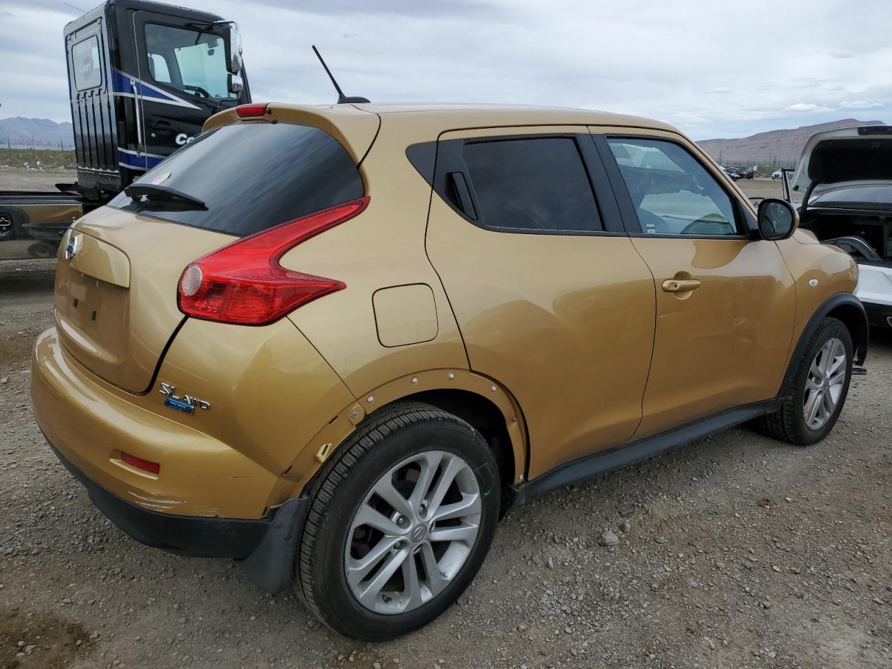 Photo 2 VIN: JN8AF5MV1DT212789 - NISSAN JUKE 