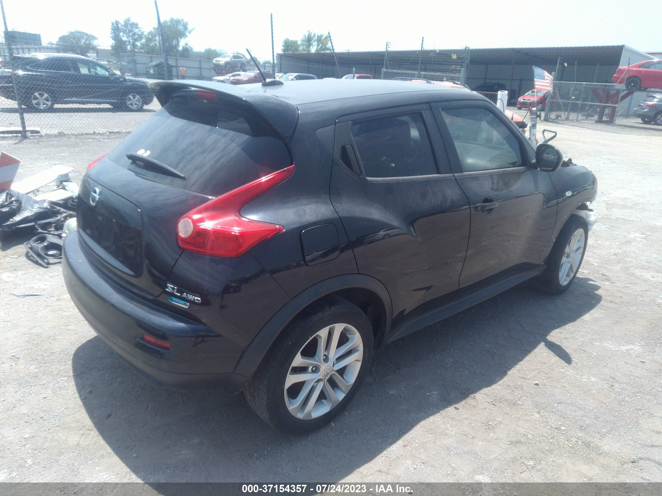 Photo 3 VIN: JN8AF5MV3CT105791 - NISSAN JUKE 