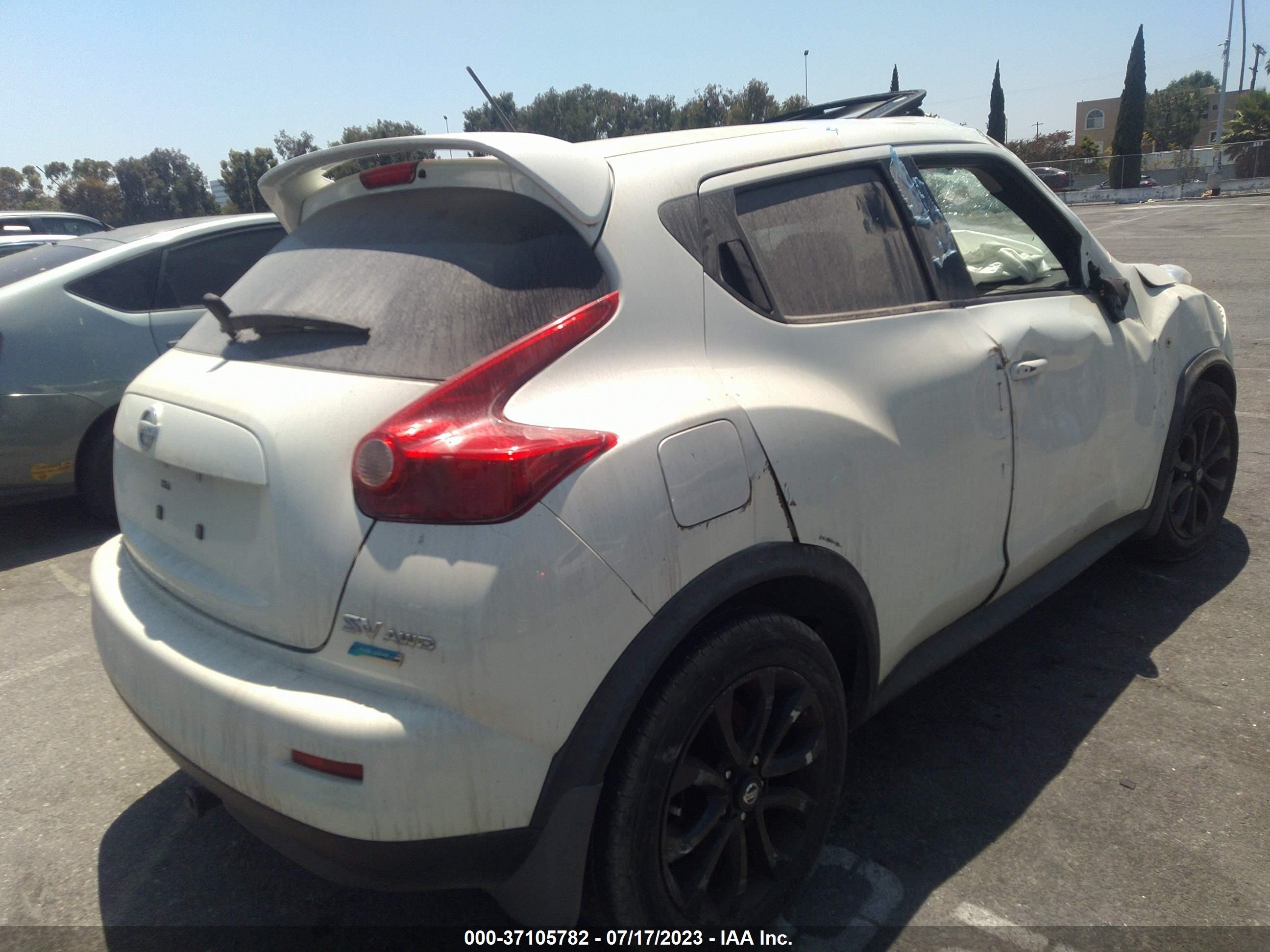 Photo 3 VIN: JN8AF5MV3CT110201 - NISSAN JUKE 