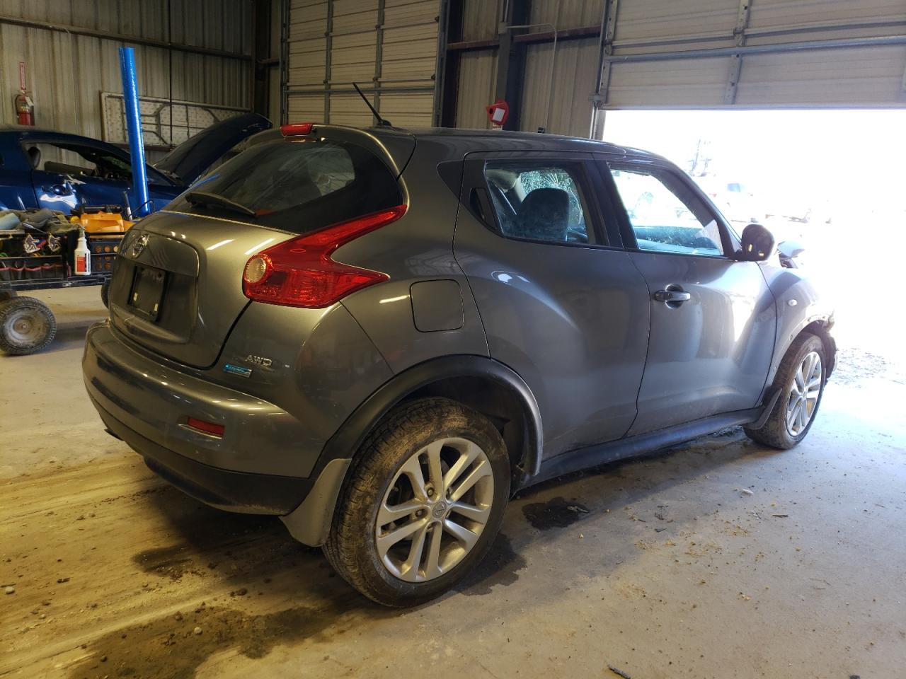 Photo 2 VIN: JN8AF5MV3DT214558 - NISSAN JUKE 