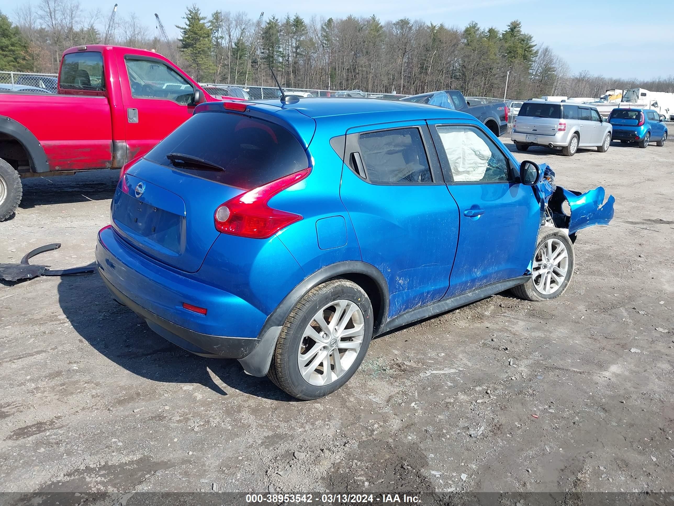 Photo 3 VIN: JN8AF5MV4CT127654 - NISSAN JUKE 