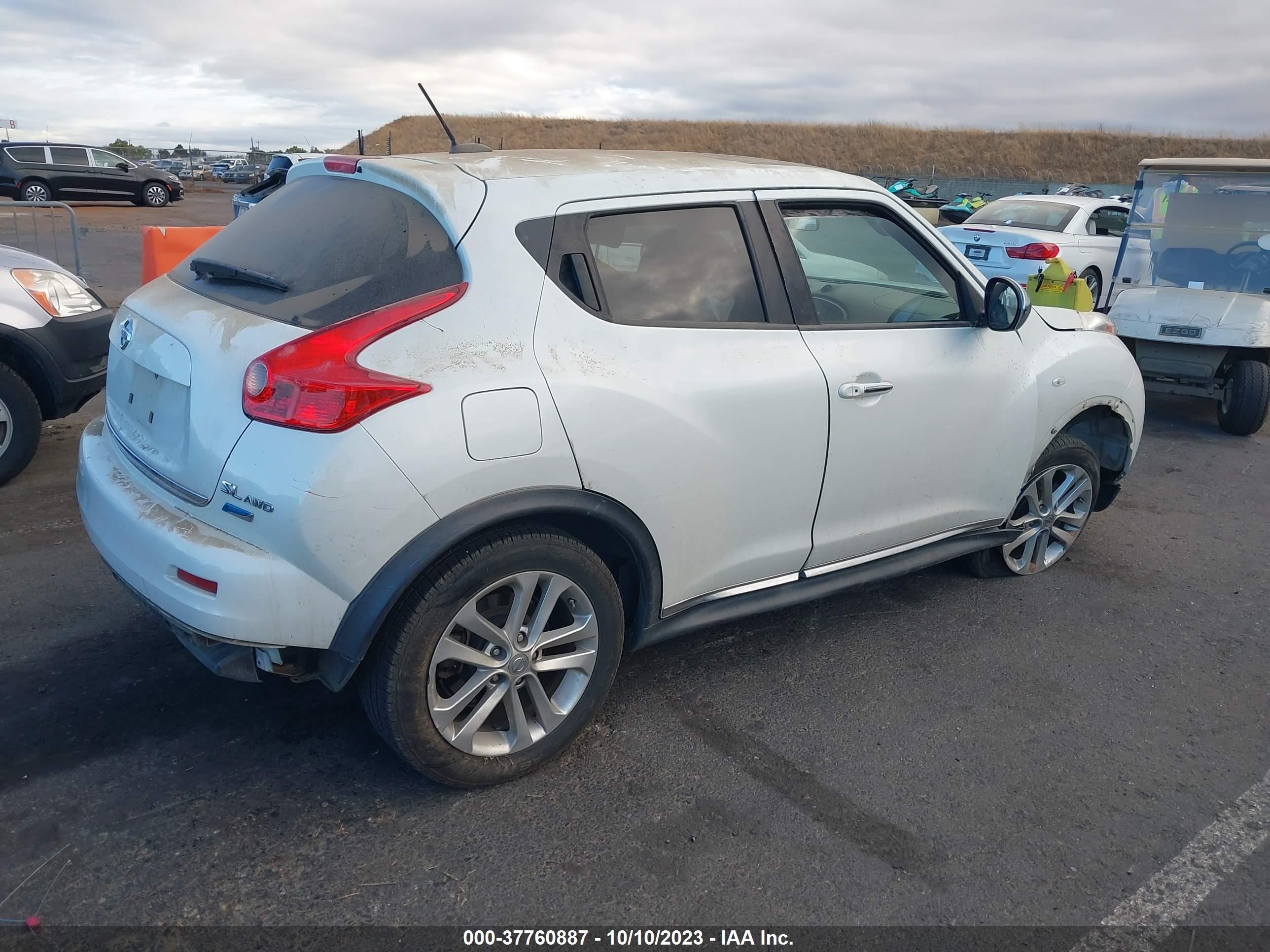 Photo 3 VIN: JN8AF5MV4DT226086 - NISSAN JUKE 