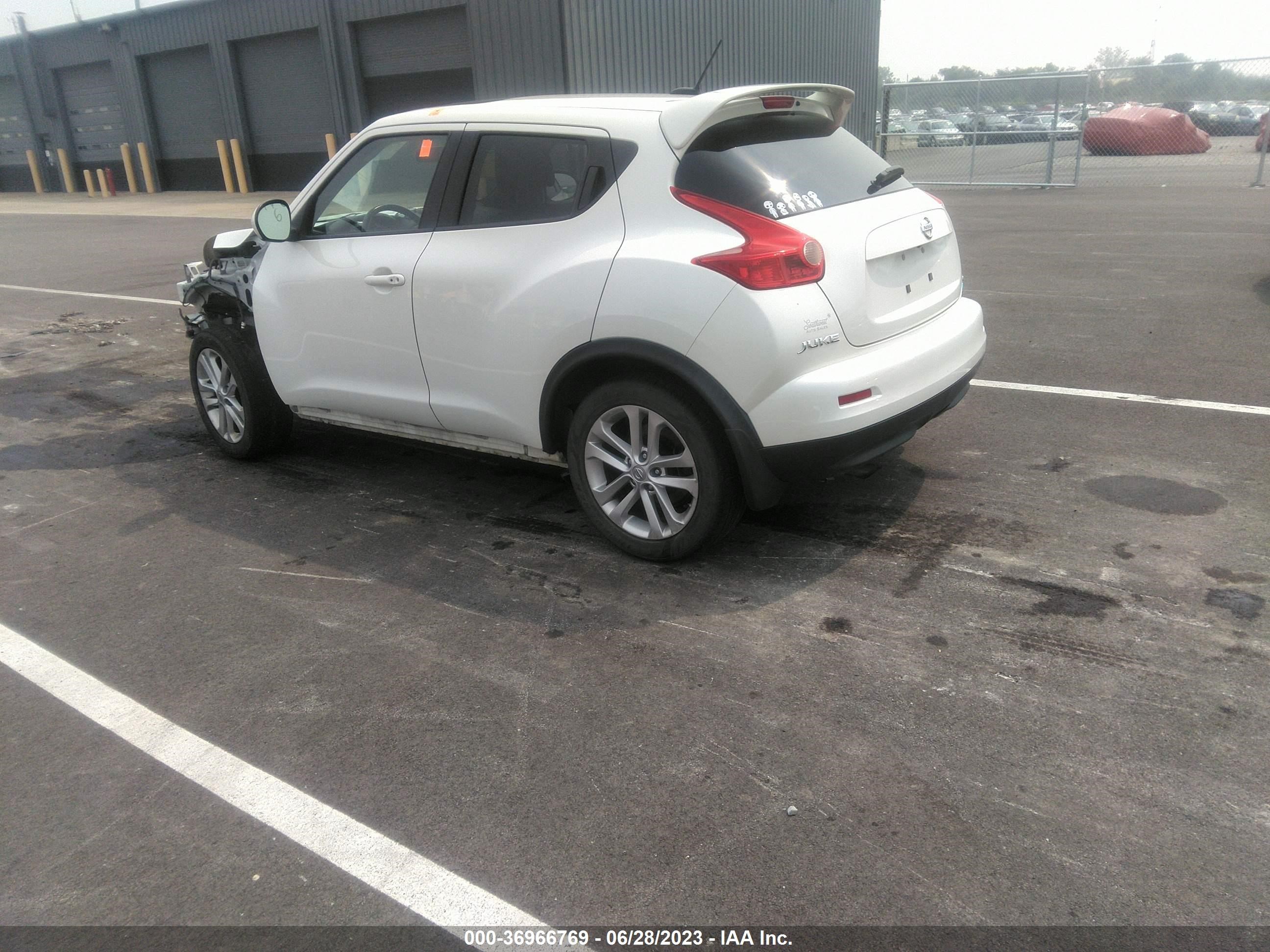 Photo 2 VIN: JN8AF5MV4DT231272 - NISSAN JUKE 