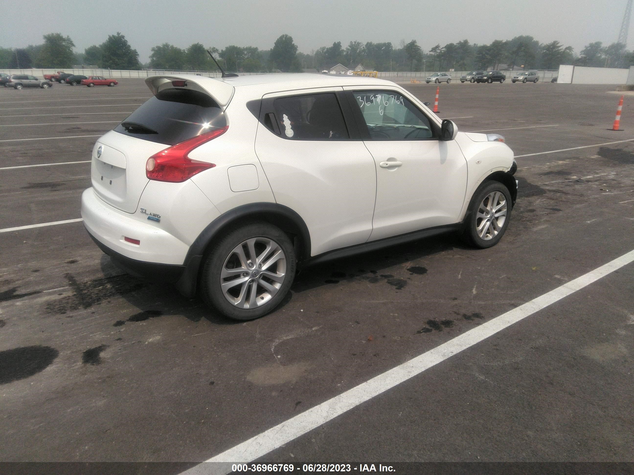 Photo 3 VIN: JN8AF5MV4DT231272 - NISSAN JUKE 