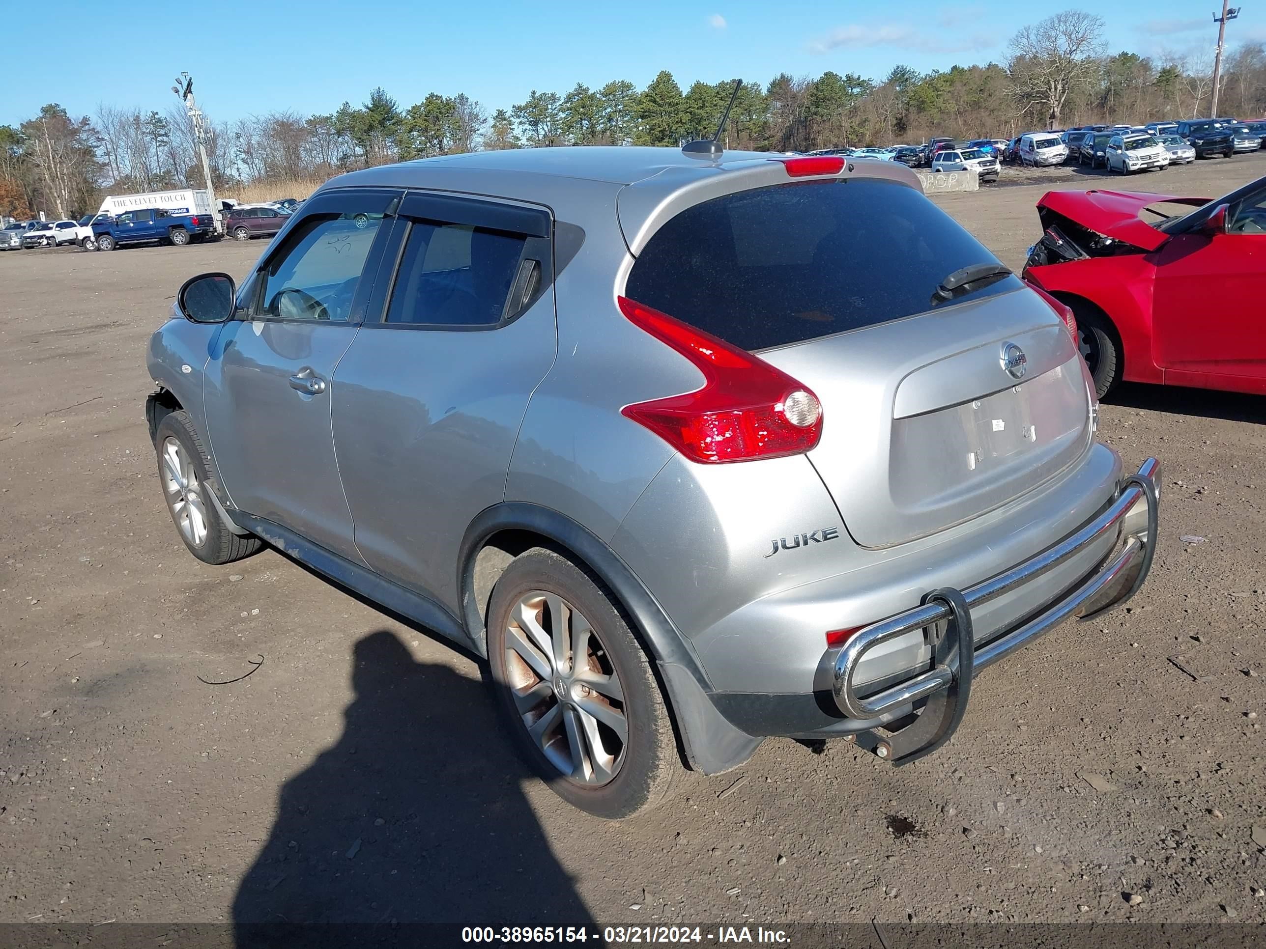 Photo 2 VIN: JN8AF5MV5CT108630 - NISSAN JUKE 