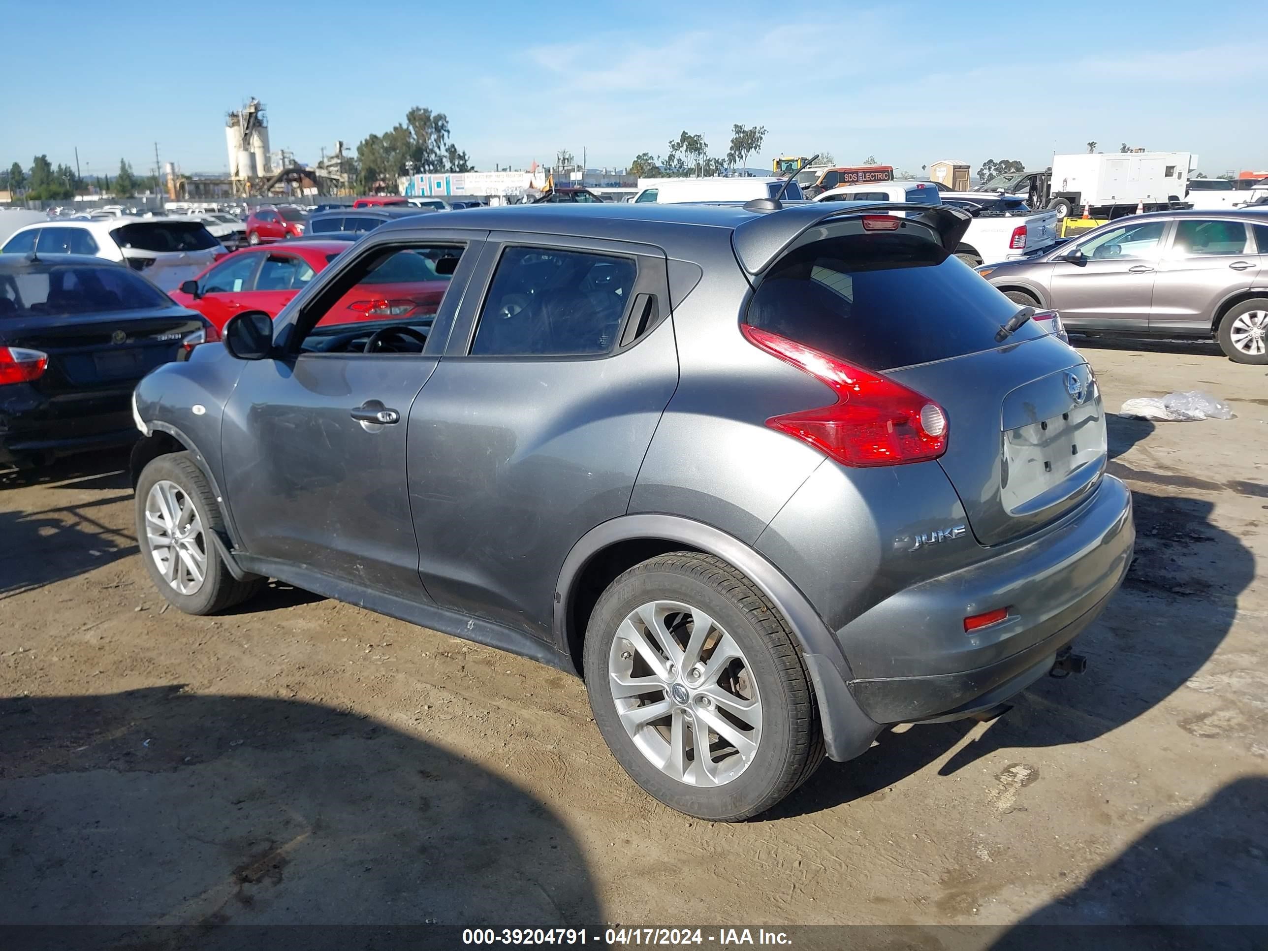 Photo 2 VIN: JN8AF5MV6CT124111 - NISSAN JUKE 