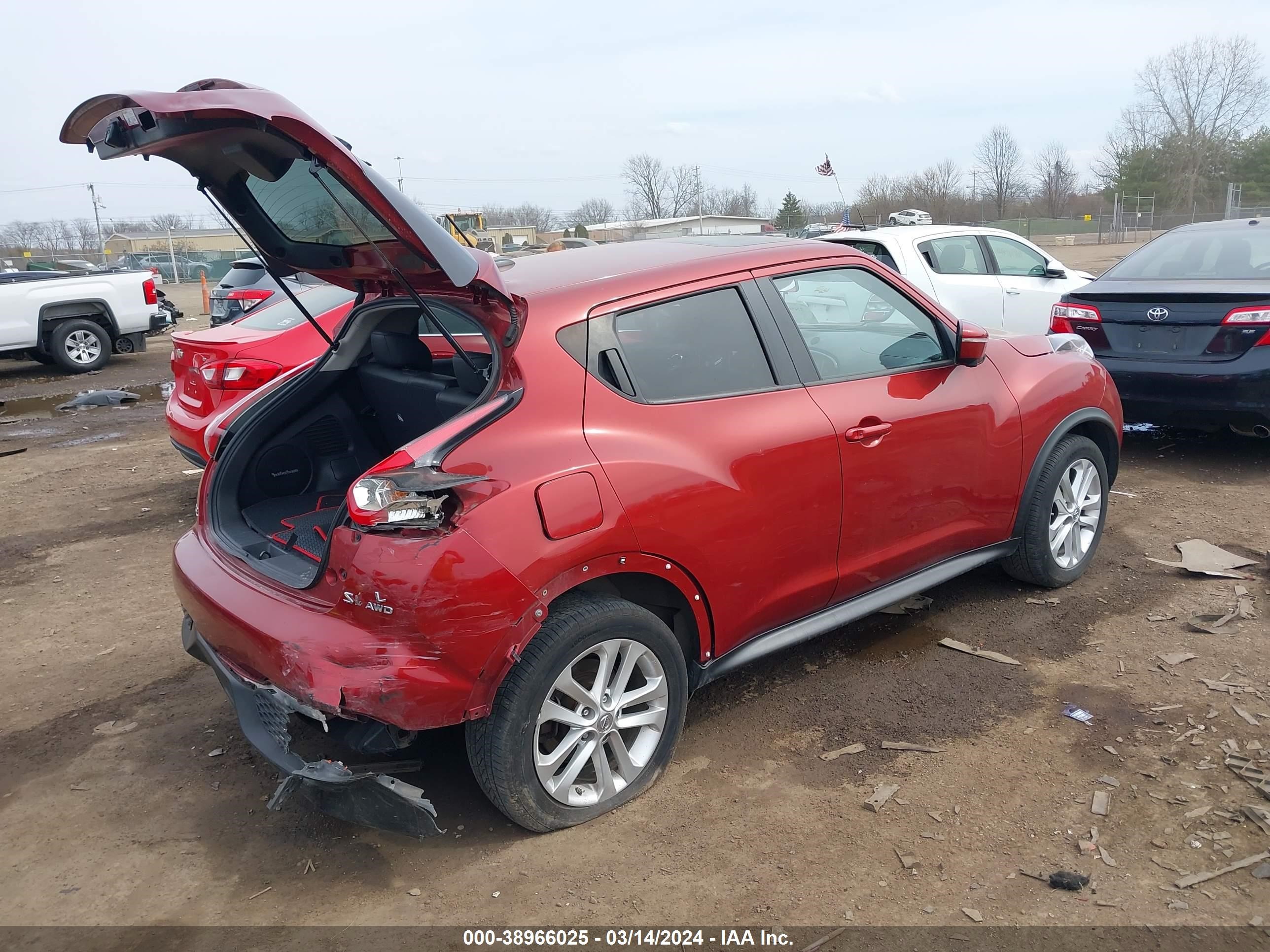 Photo 3 VIN: JN8AF5MV7FT562625 - NISSAN JUKE 