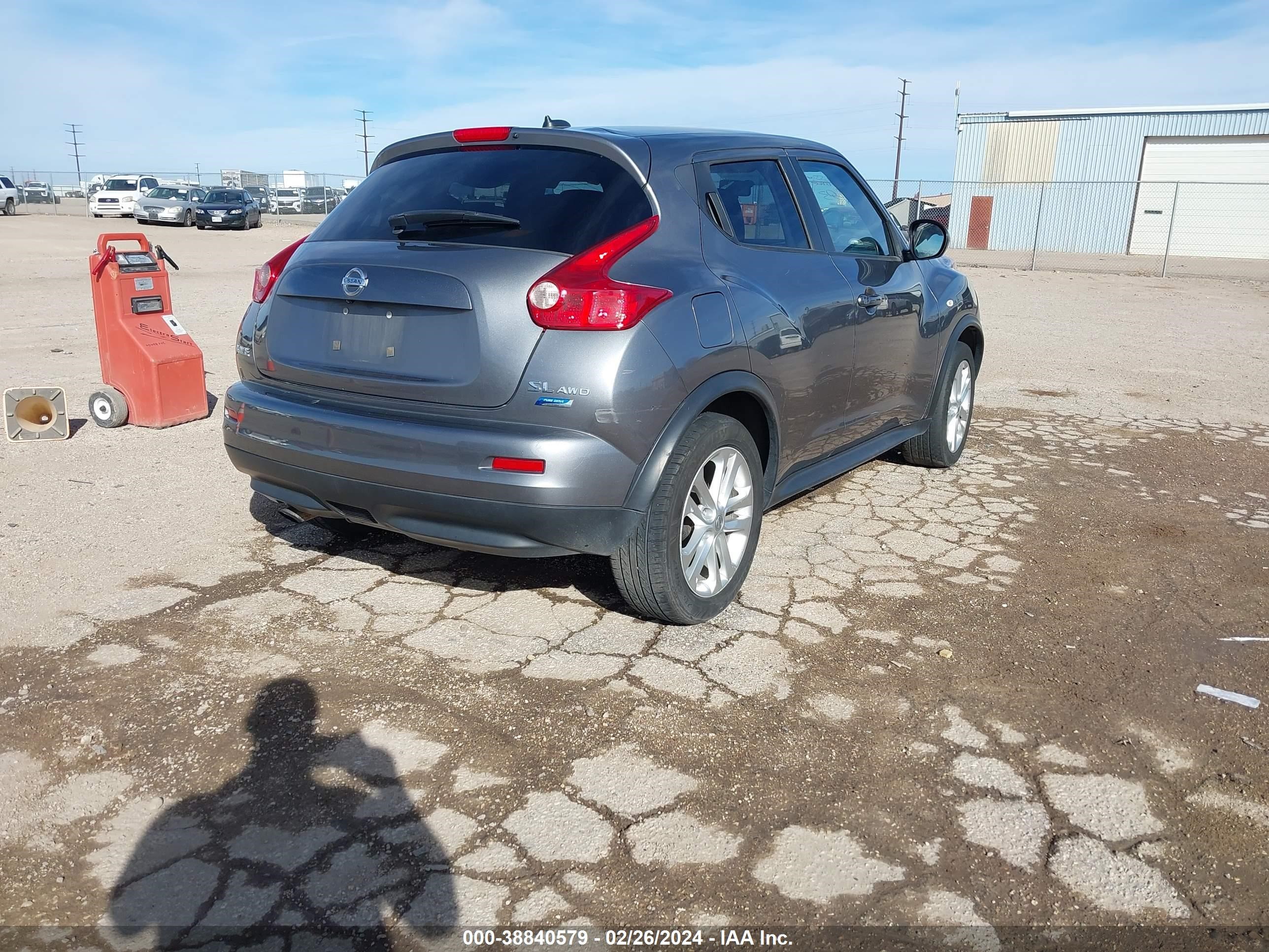 Photo 3 VIN: JN8AF5MV8ET358883 - NISSAN JUKE 