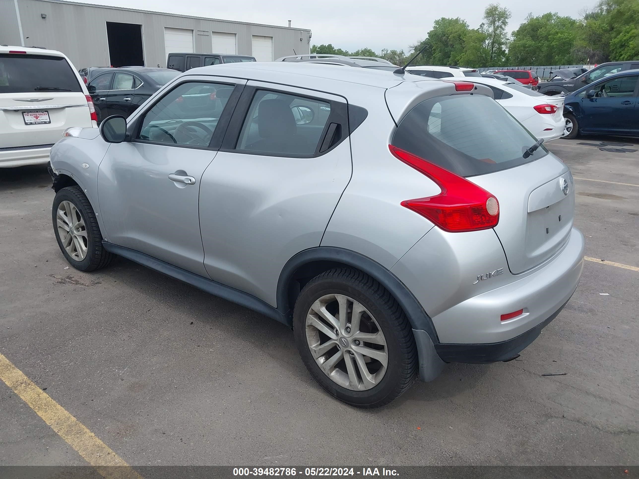 Photo 2 VIN: JN8AF5MV9DT214788 - NISSAN JUKE 