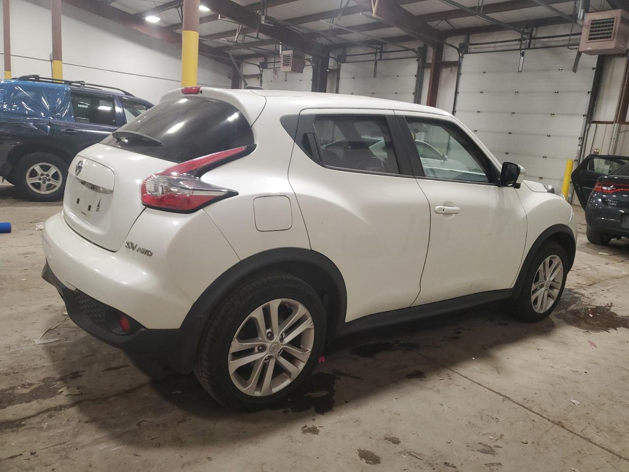 Photo 2 VIN: JN8AF5MV9FT552517 - NISSAN JUKE 