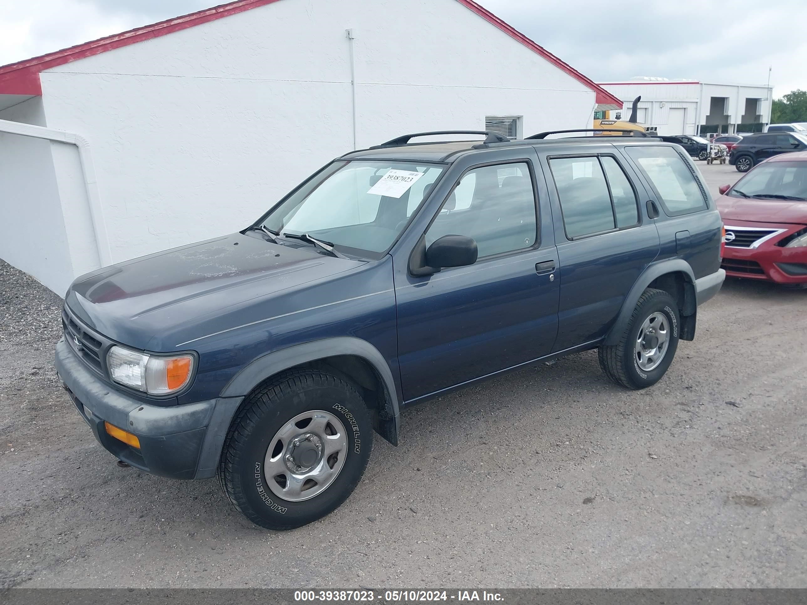 Photo 1 VIN: JN8AR05S0VW185597 - NISSAN PATHFINDER 