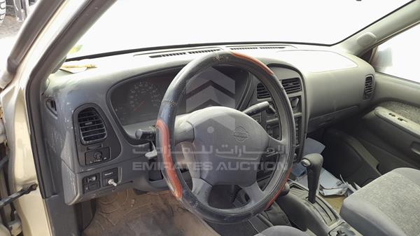 Photo 11 VIN: JN8AR05Y1XW321386 - NISSAN PATHFINDER 