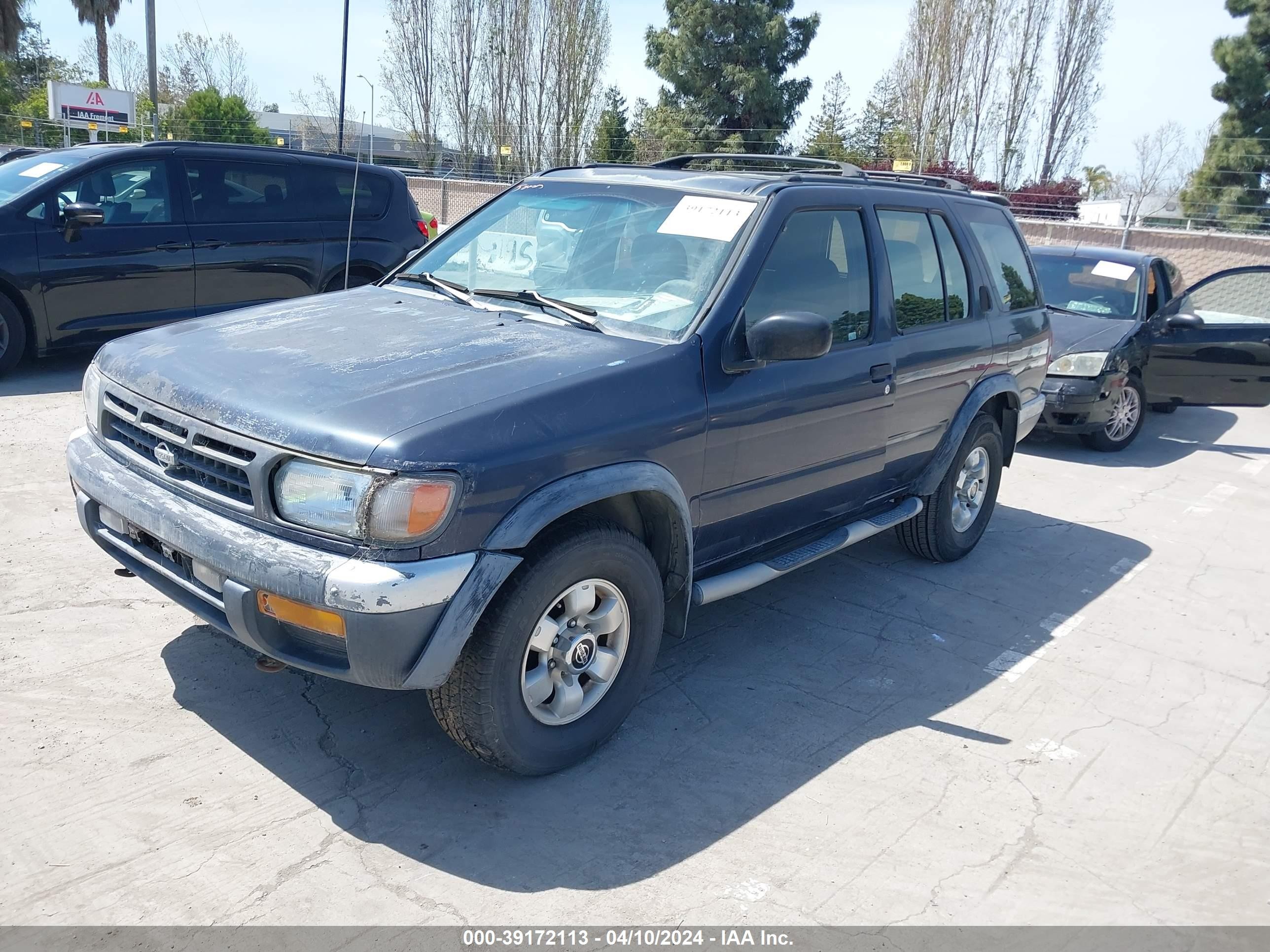 Photo 1 VIN: JN8AR05Y3VW137290 - NISSAN PATHFINDER 