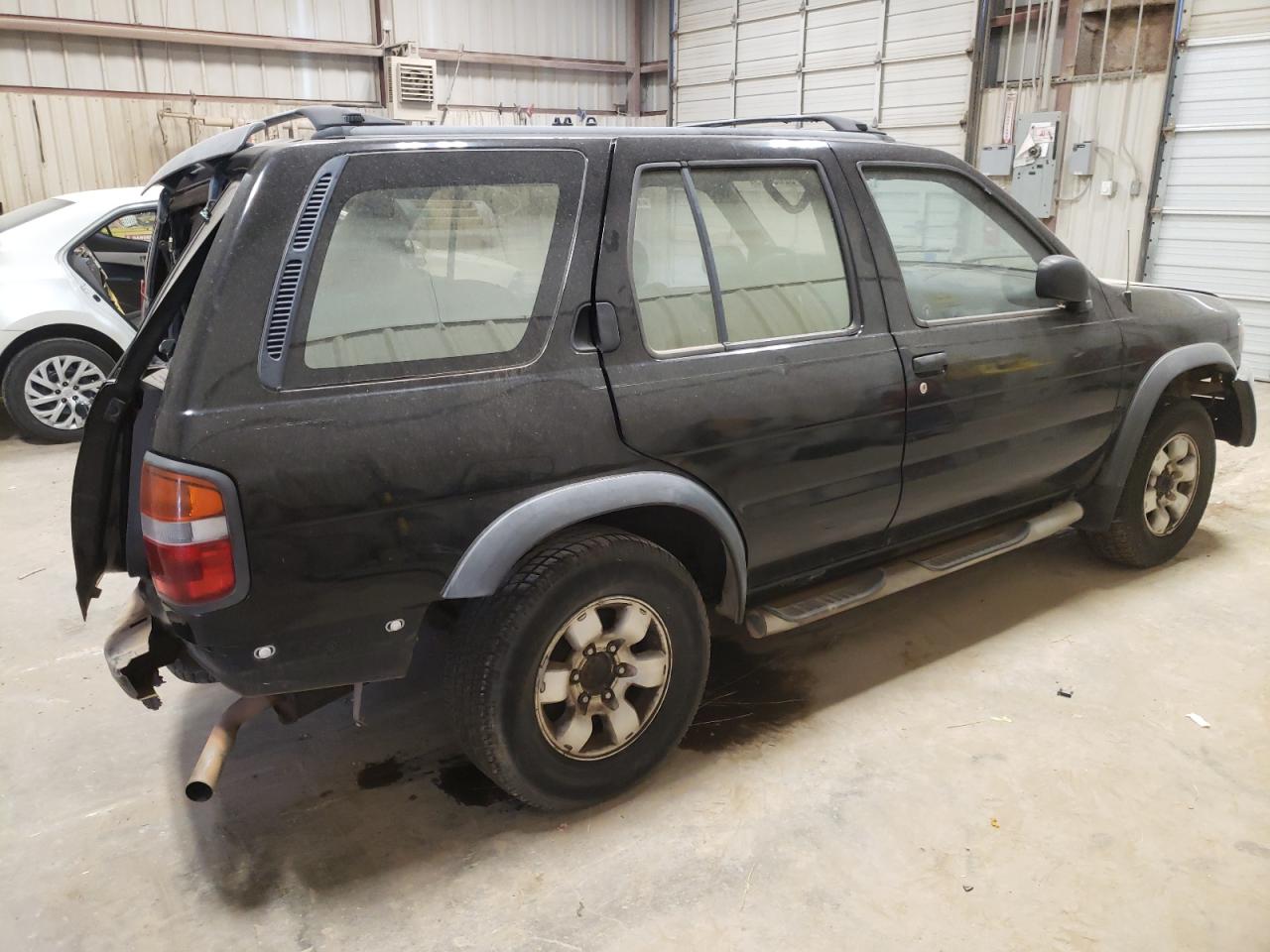 Photo 2 VIN: JN8AR05Y4XW300578 - NISSAN PATHFINDER 