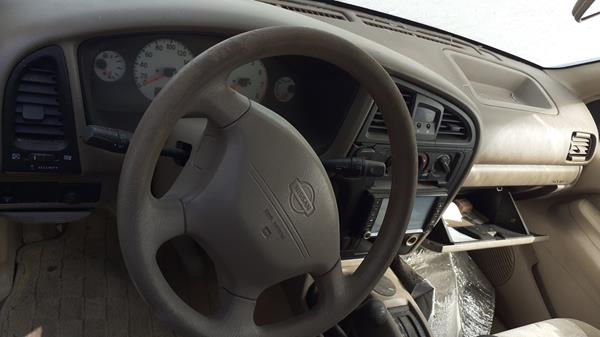 Photo 14 VIN: JN8AR05Y61W515371 - NISSAN PATHFINDER 