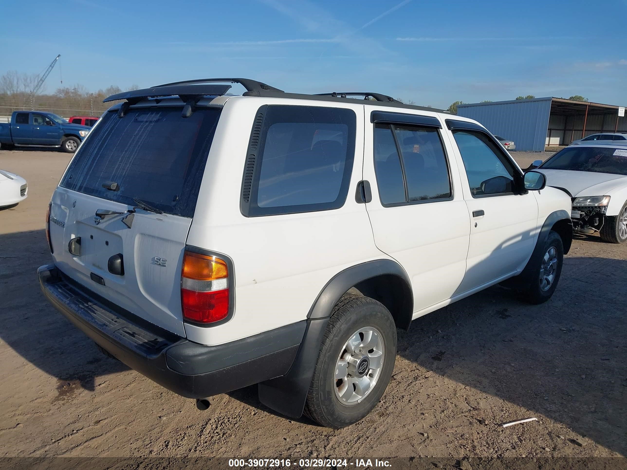 Photo 3 VIN: JN8AR05Y6TW042218 - NISSAN PATHFINDER 