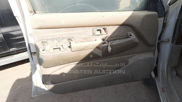 Photo 8 VIN: JN8AR05Y9YW504018 - NISSAN PATHFINDER 