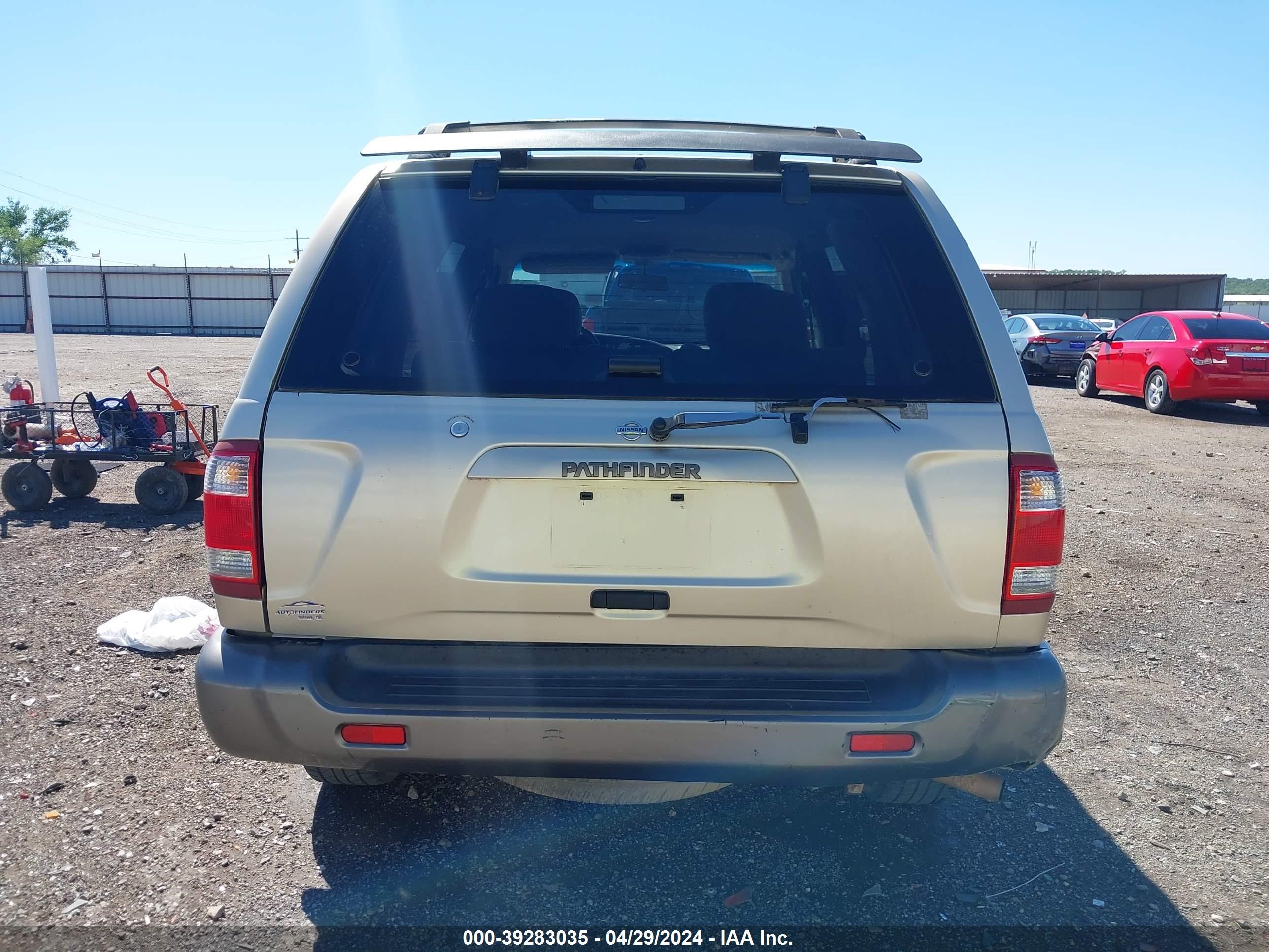 Photo 15 VIN: JN8AR07S2XW384778 - NISSAN PATHFINDER 